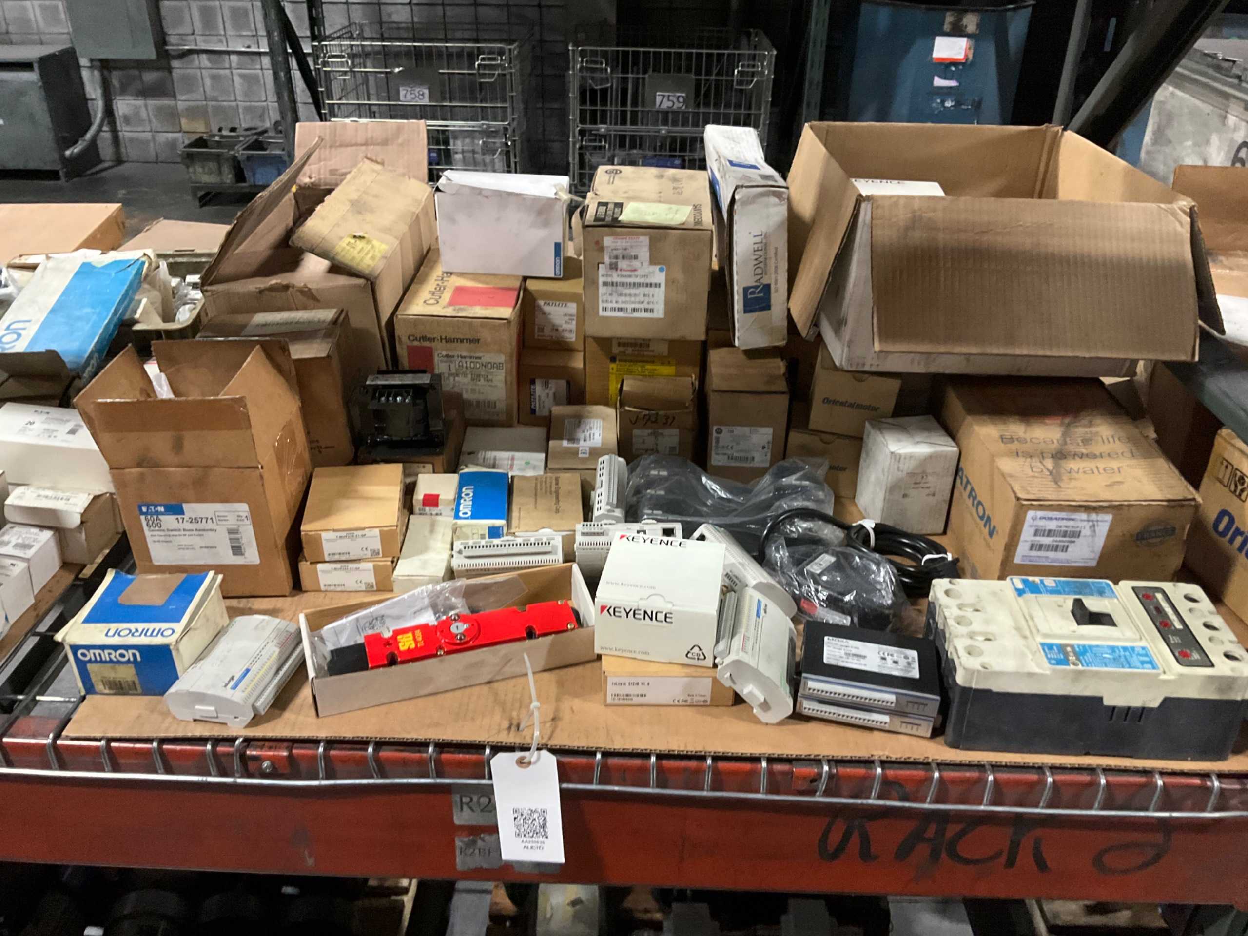 BULK QTY OF AUTOMATION & CONTROLS - AUTOMATION & CONTROLS