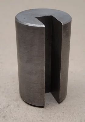 KEYSEATER BROACH BUSHING 1-7/8" OD X 3-1/8" OAL WITH 9/16" MEASURED SLOT SIZE - MACHINE TOOLING