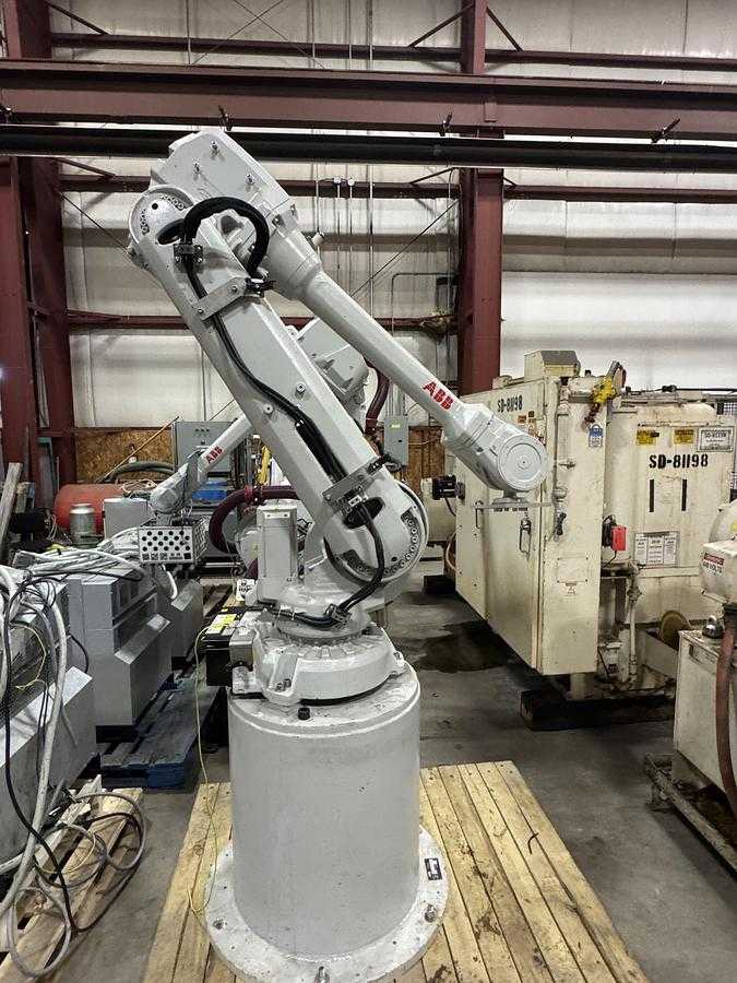 2022 ABB IRB 4600-40/2.55 ARTICULATED ROBOT, 40KG PAYLOAD, 2550MM REACH, IRC5 CONTROLLER - ARTICULATED ROBOTS