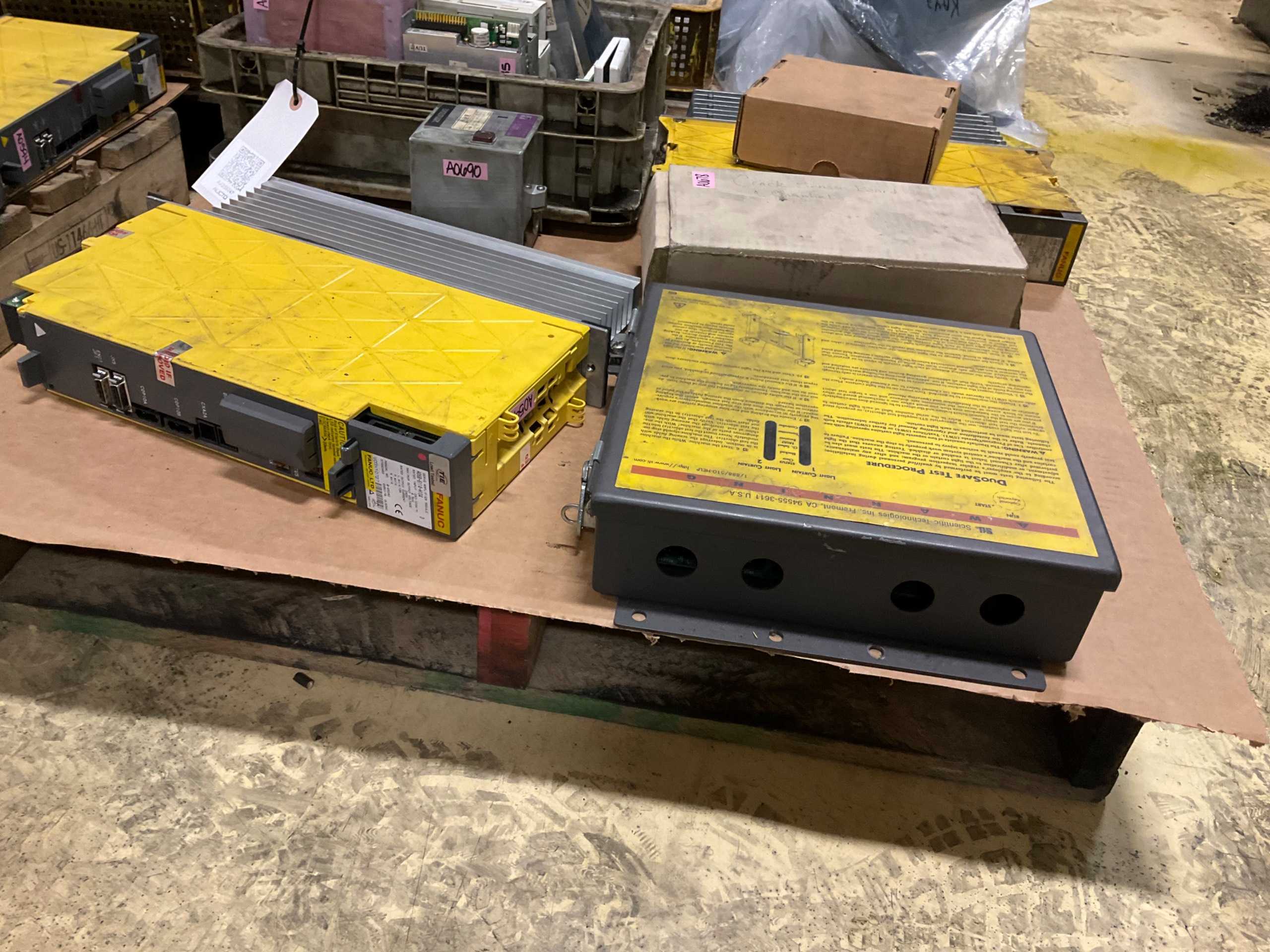 BULK QTY OF AUTOMATION & CONTROLS - AUTOMATION & CONTROLS