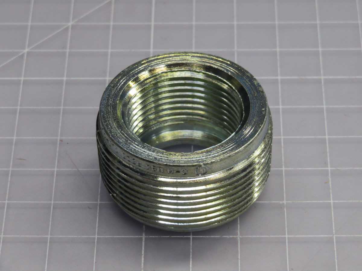 LOT OF 8 SUMMIT CONDUIT REDUCER T259386 - CONDUIT FITTING