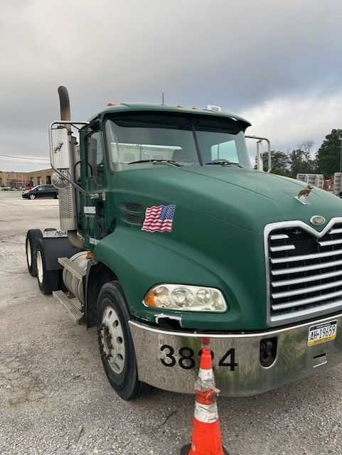 2005 MACK CXN (VISION) TRACTOR TRUCK - TRACTOR TRUCKS