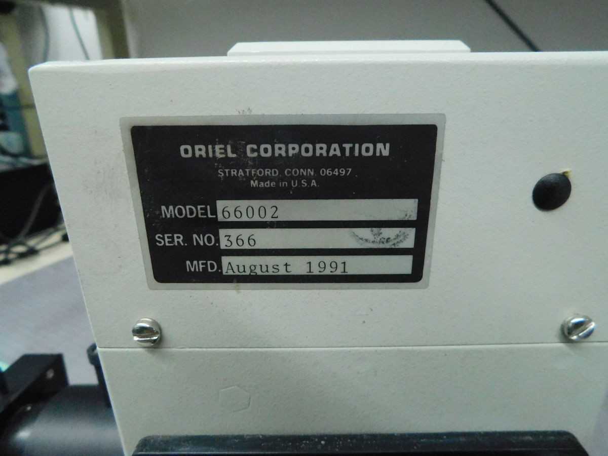ORIEL 66002 ARC LAMP HOUSING, 75-100W POWER, UV-VIS-NIR OUTPUT, FUSED SILICA LENS, AIR COOLING - LAMPS