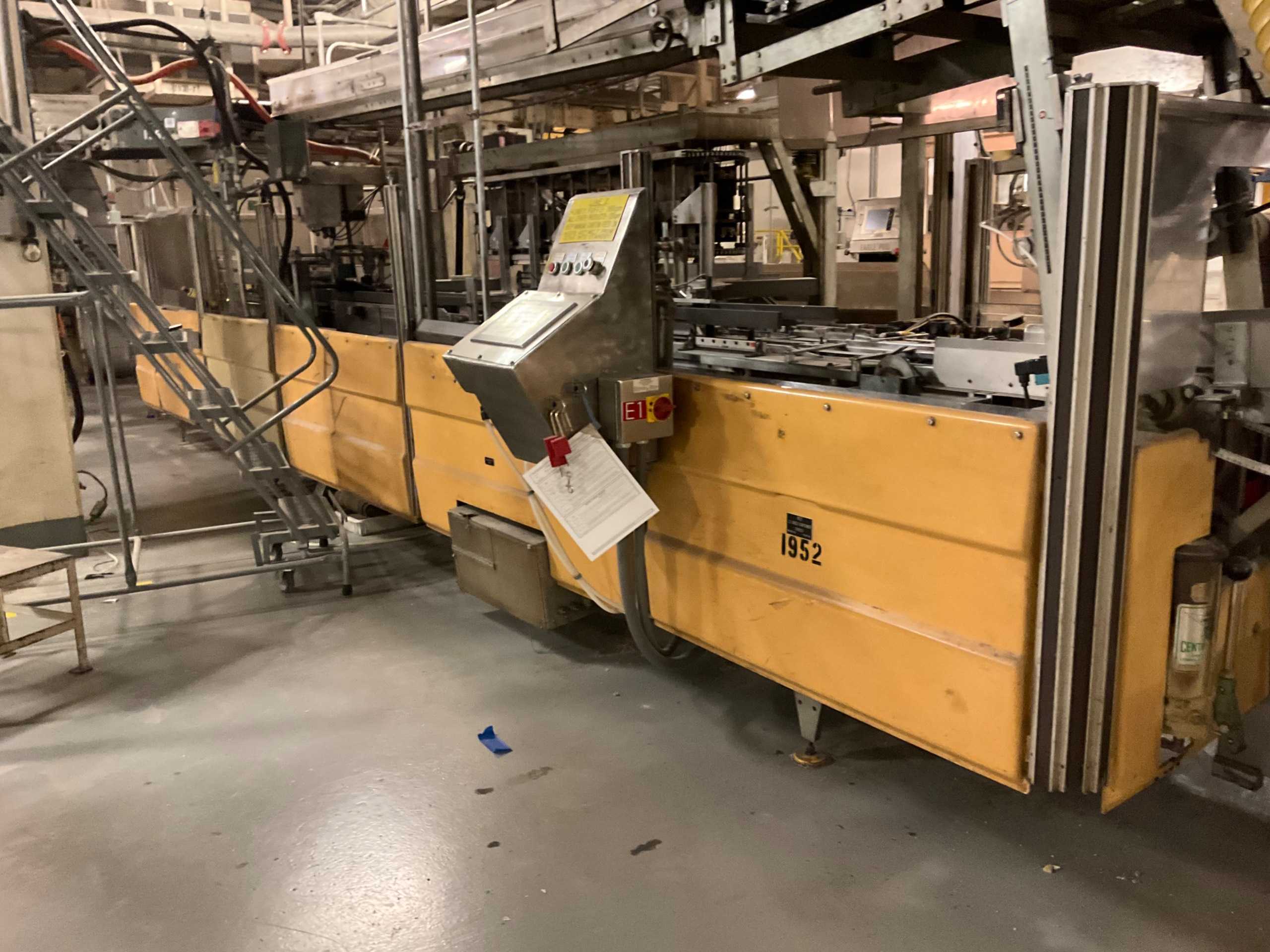 CARTONER & BUCKET CONVEYOR - PACKAGING