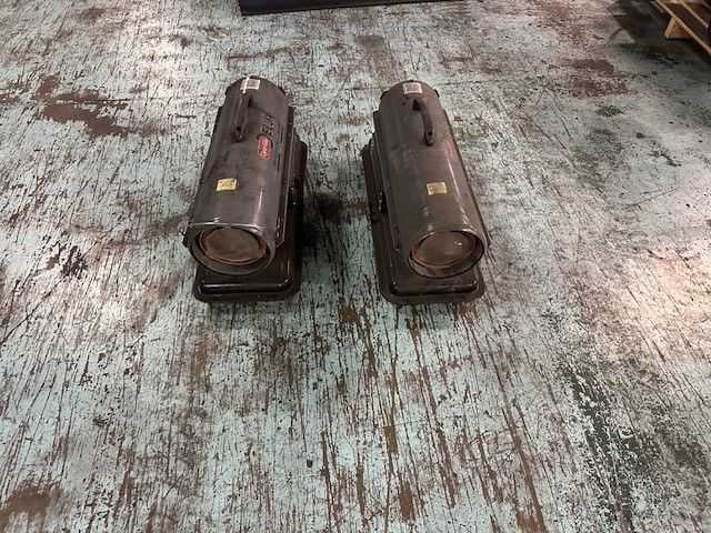 QTY 2: PORTABLE HEATER - PORTABLE HEATER