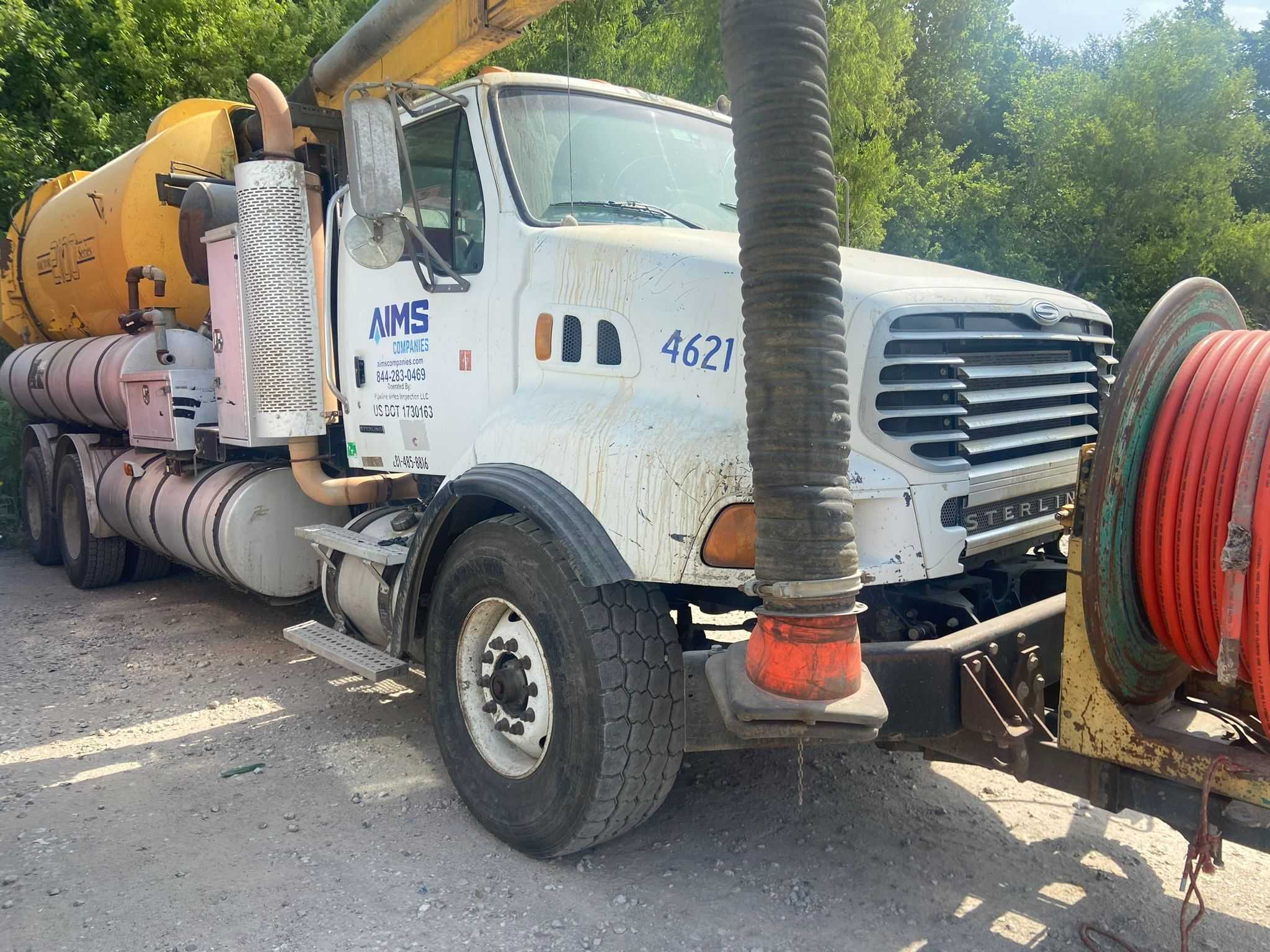 2007 STERLING LT9500 HYDRO EXCAVATOR TRUCK - HYDRO EXCAVATOR TRUCKS