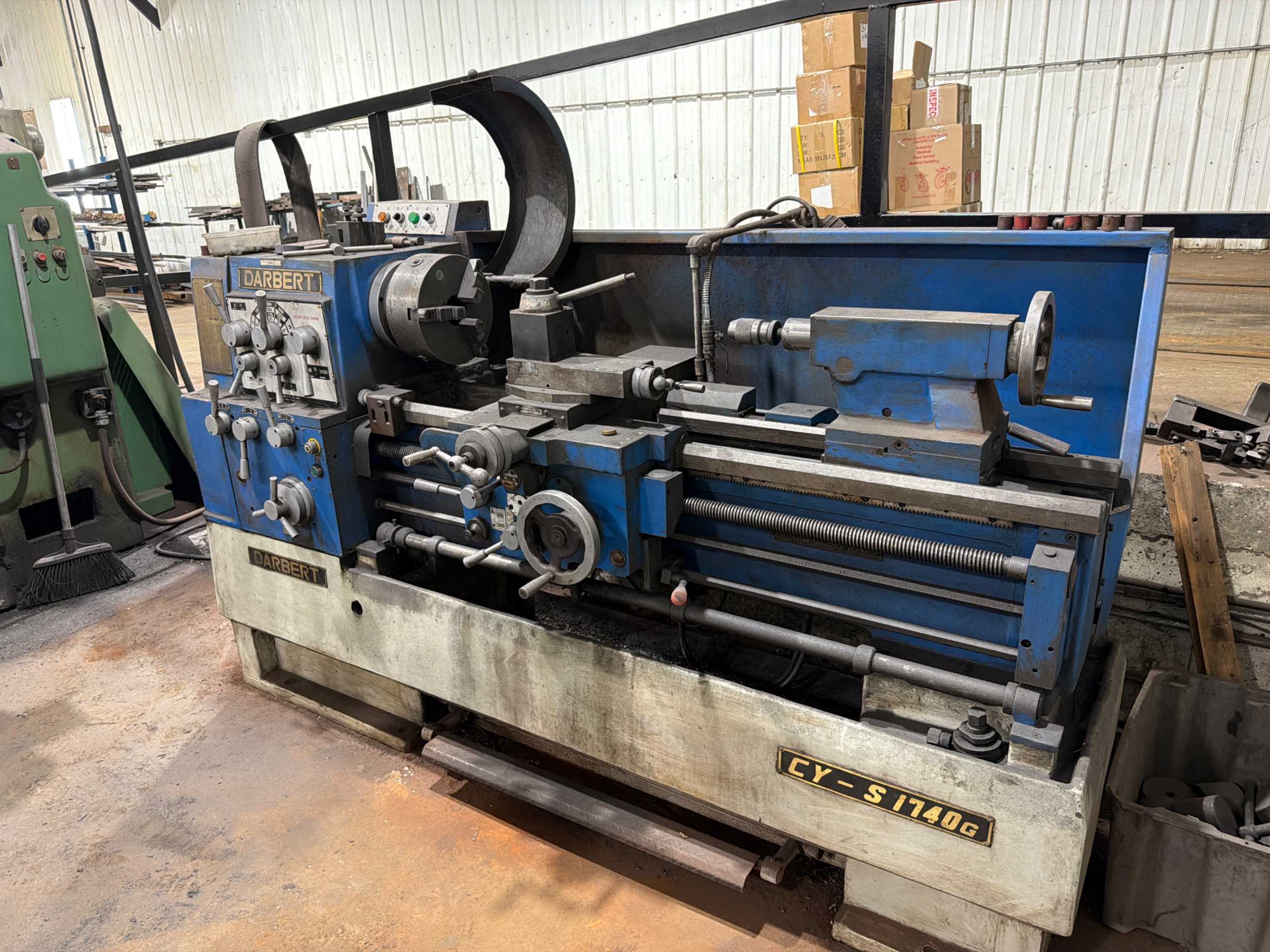 DARBERT CY-S1740G ENGINE LATHE, 17X40IN, 2000 RPM, 2 IN BORE, 7.5HP - MANUAL LATHES
