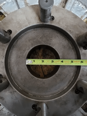 20IN SLOTTED LATHE FACE PLATE W/ 3.25IN THROUGH HOLE AND D1-11 CAMLOCK MOUNT - MACHINE TOOLING