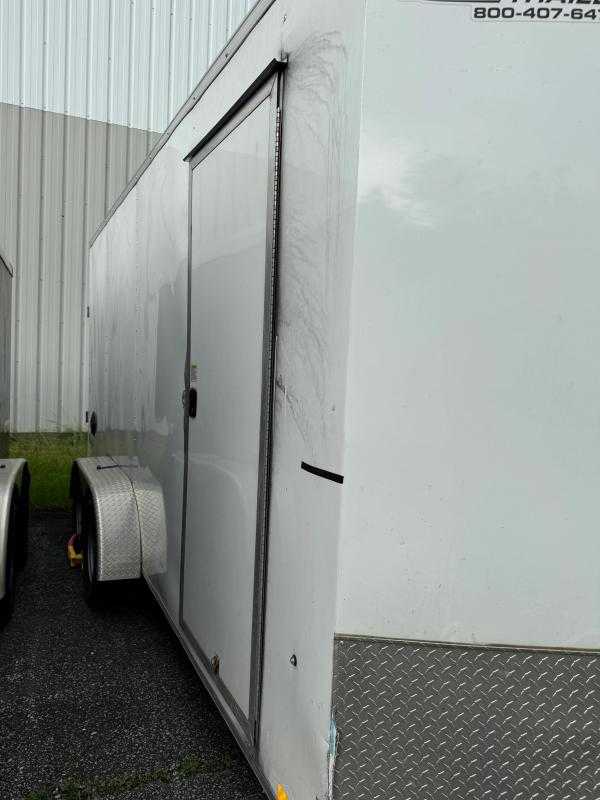 2023 DETRO TRAILERS LLC XL SE ENCLOSED RAMP DOOR TRAILER - TRAILER