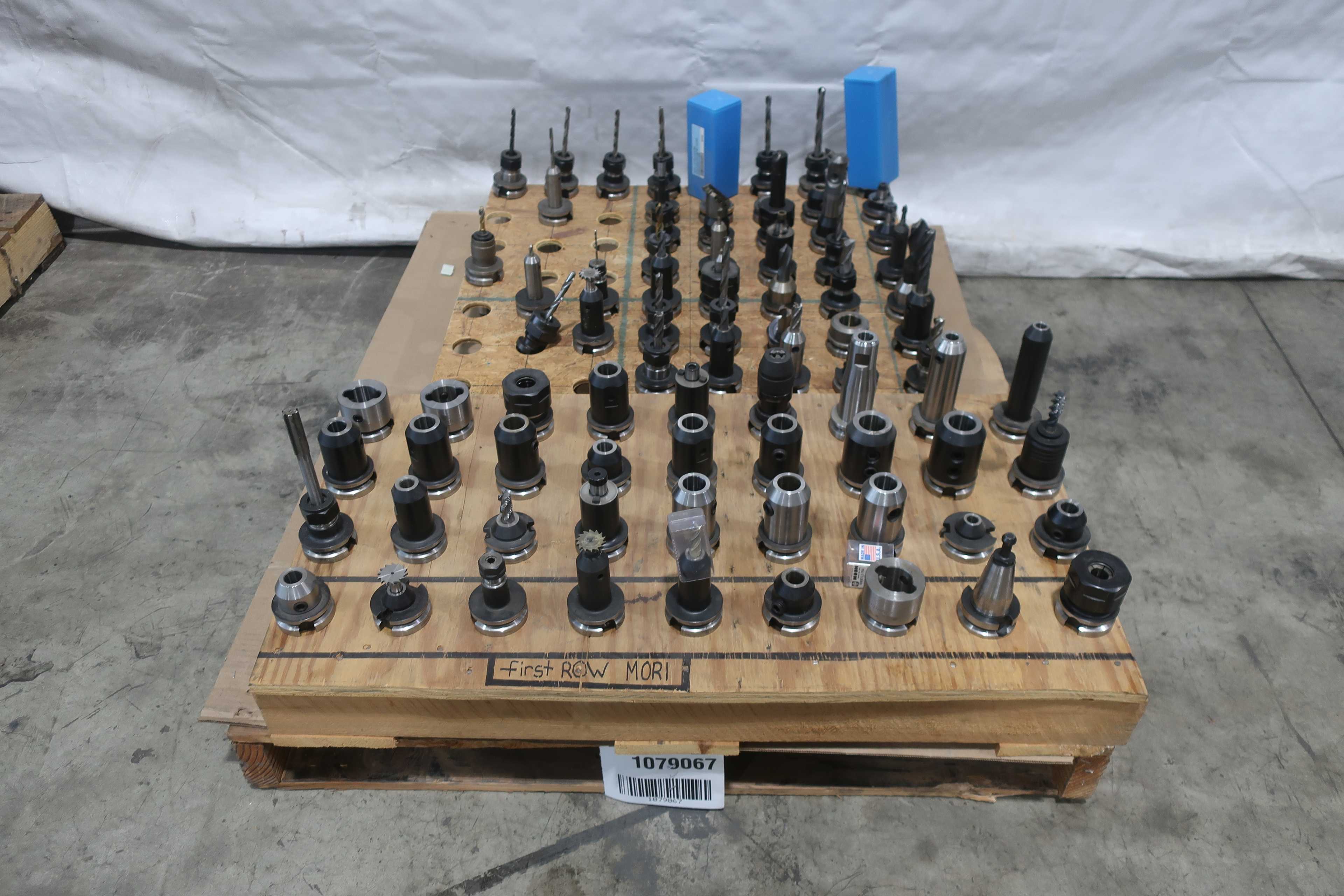 PALLET OF ASSORTED TOOL HOLDERS AND ATTACHMENTS - METALWORKING