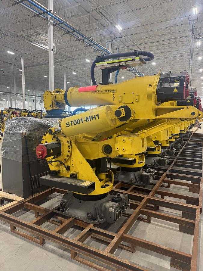 2022 FANUC M-900IB/700 ARTICULATED ROBOT, 700KG PAYLOAD, 2832MM REACH, R-30IB PLUS CONTROL - ARTICULATED ROBOTS
