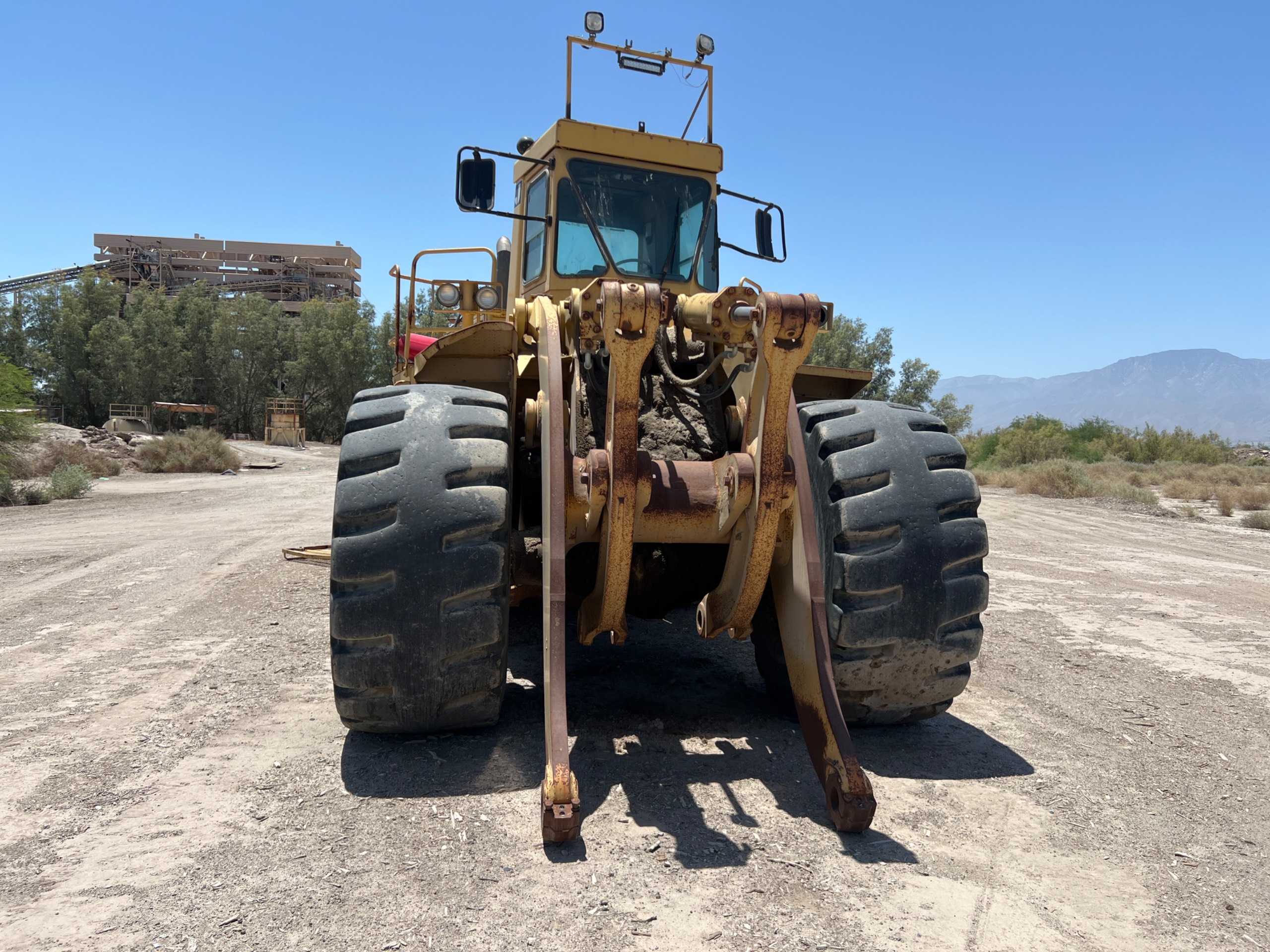 CATERPILLAR 988B WHEEL LOADER - WHEEL LOADERS