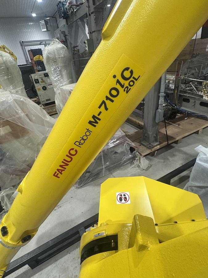 2022 FANUC M-710IC/20L ARTICULATED ROBOT, 20KG PAYLOAD, 3110MM REACH, R-30IB PLUS CONTROL - ARTICULATED ROBOTS