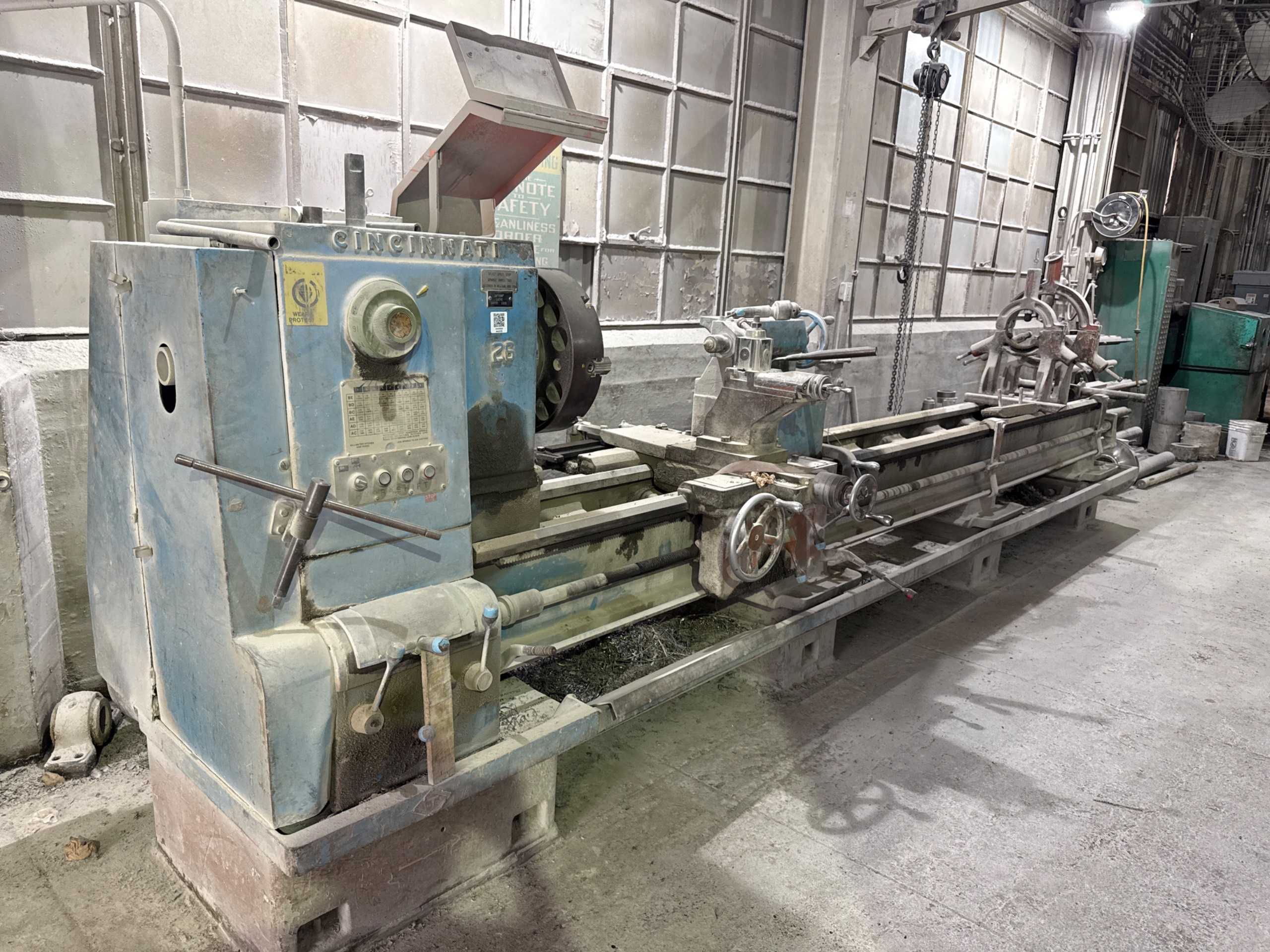 CINCINNATI MANUAL LATHE - MANUAL LATHE