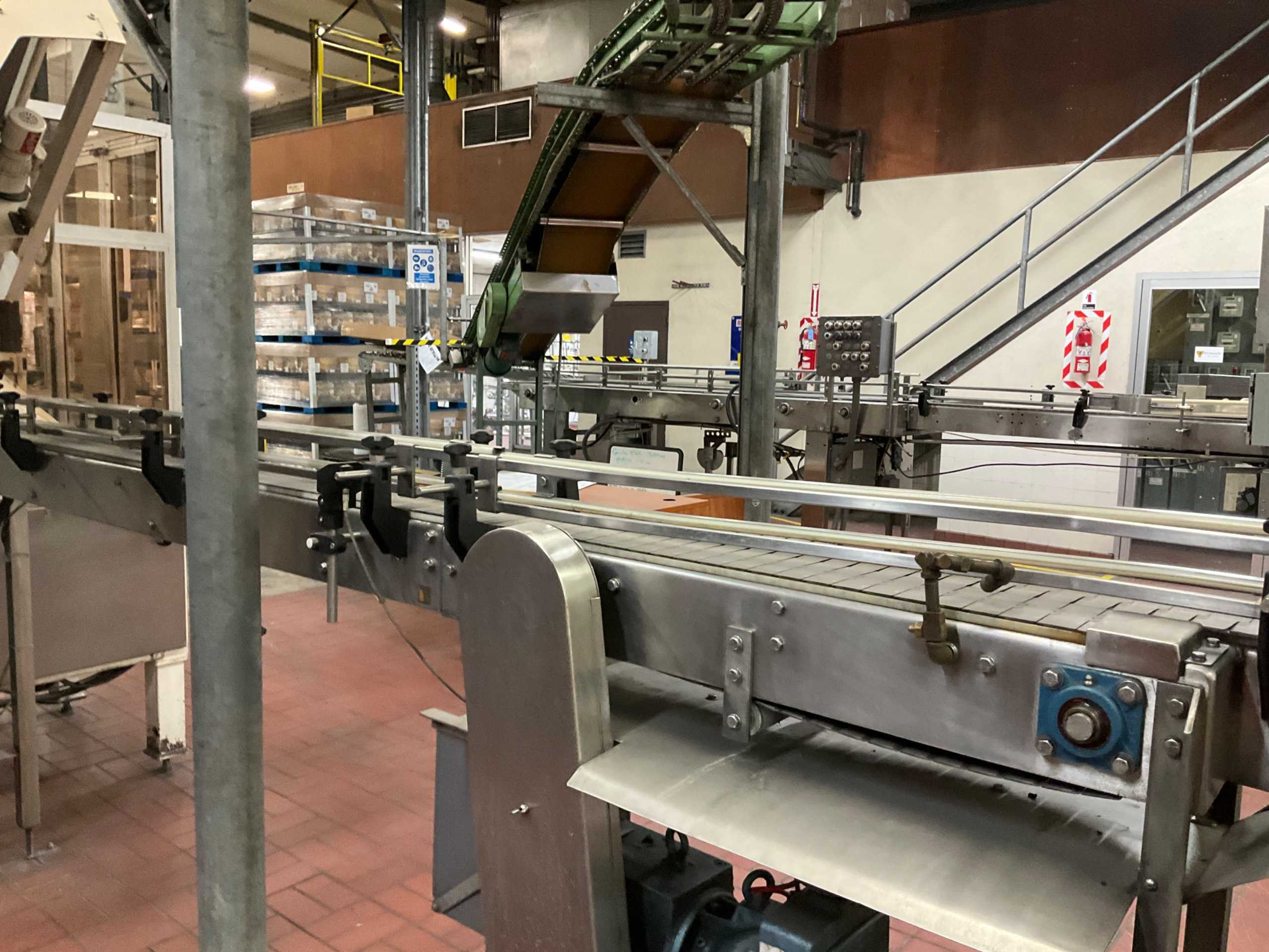 COMPLETE BOTTLING LINE B - 750ML WINE BOTTLES - BEVERAGE FILLING LINE