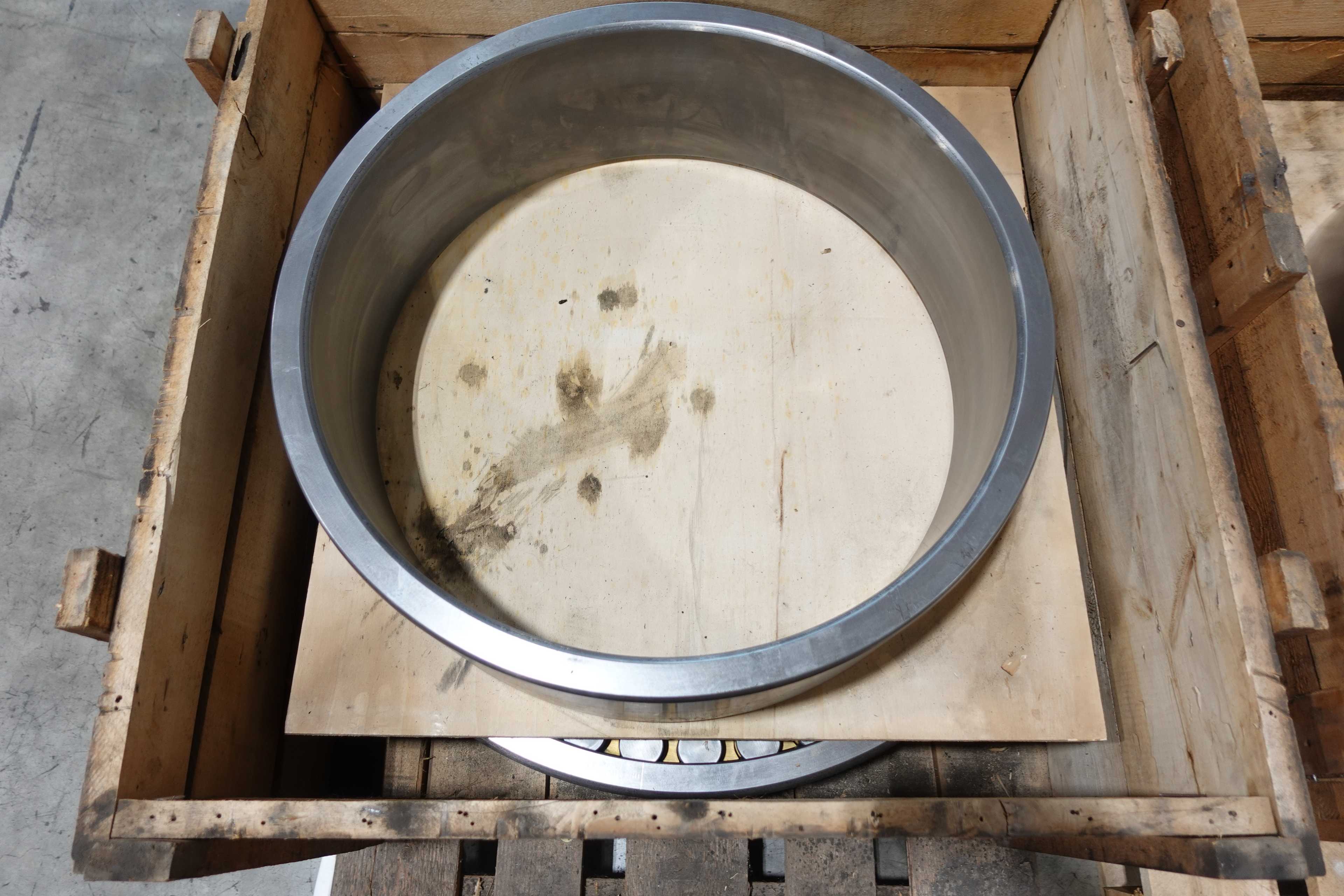LOT OF 2 SKF 611574A ROLLER BEARINGS - ROLLER BEARING