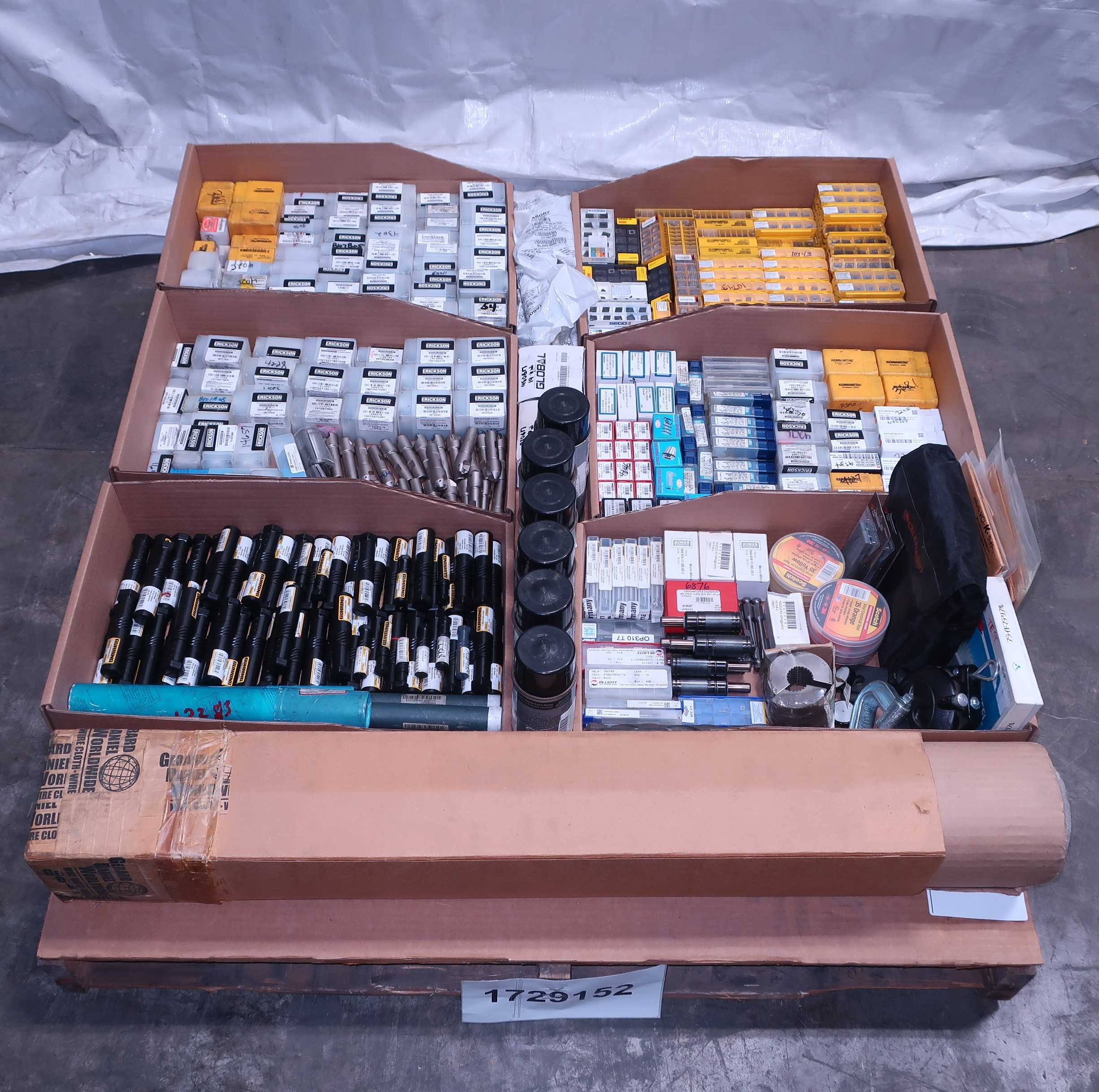 SKU 1729152 - PALLET OF ASSORTED TOOLS - TOOLING FOR MACHINING CENTERS