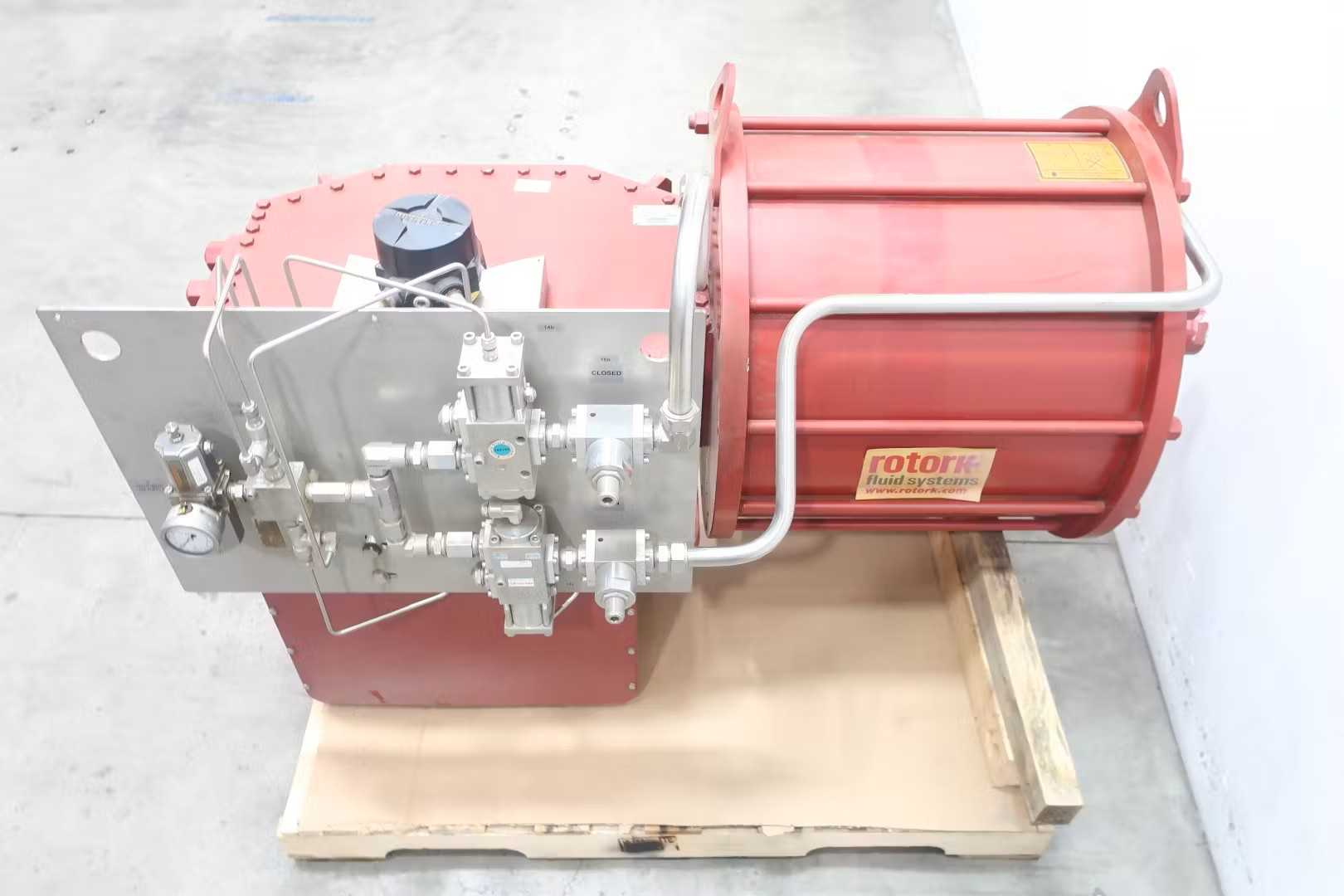 SKU 1761391 - ROTORK GP-161S-585E/D1 PNEUMATIC SCOTCH YOKE ACTUATOR - PNEUMATIC VALVE ACTUATORS