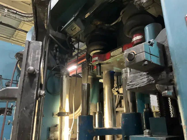 CINCINNATI 110-DC-6 110 TON COMPACTING MECHANICAL PRESS - undefined