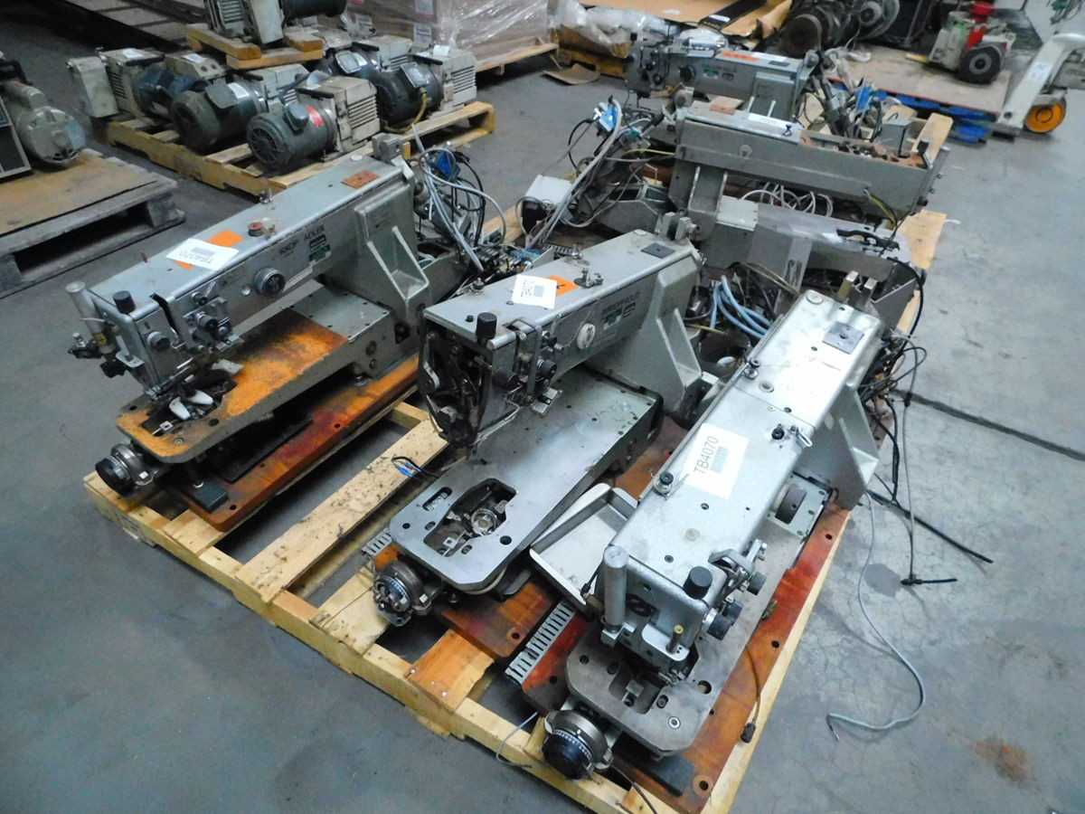 LOT OF 5 DURKOPP ADLER K467 437554 SEWING MACHINES M7197 - MACHINING EQUIPMENT