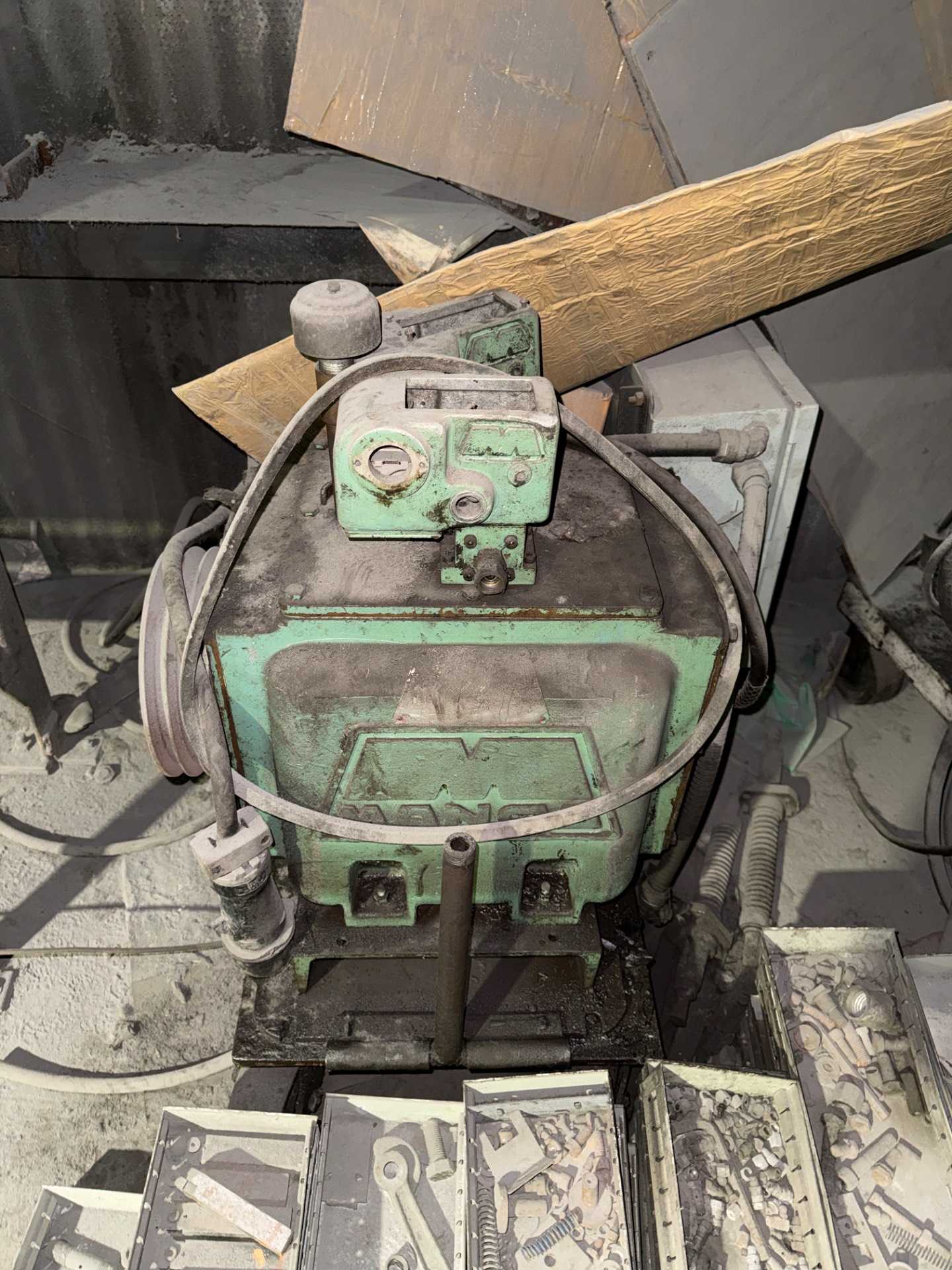 BULK QTY OF INDUSTRIAL PARTS - INDUSTRIAL PARTS