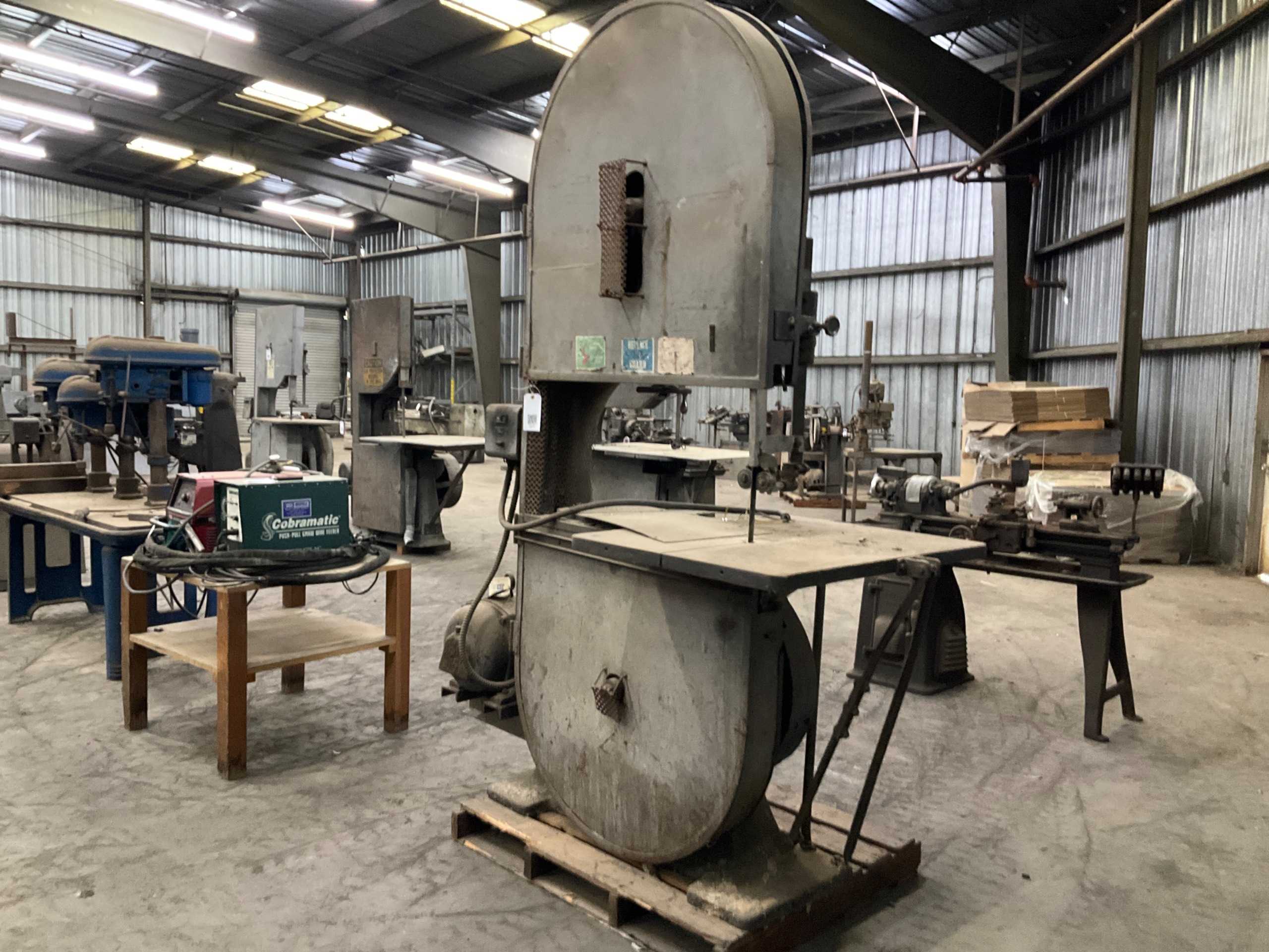 WEST SIDE IRON WORKS VERTICAL BAND SAW - 