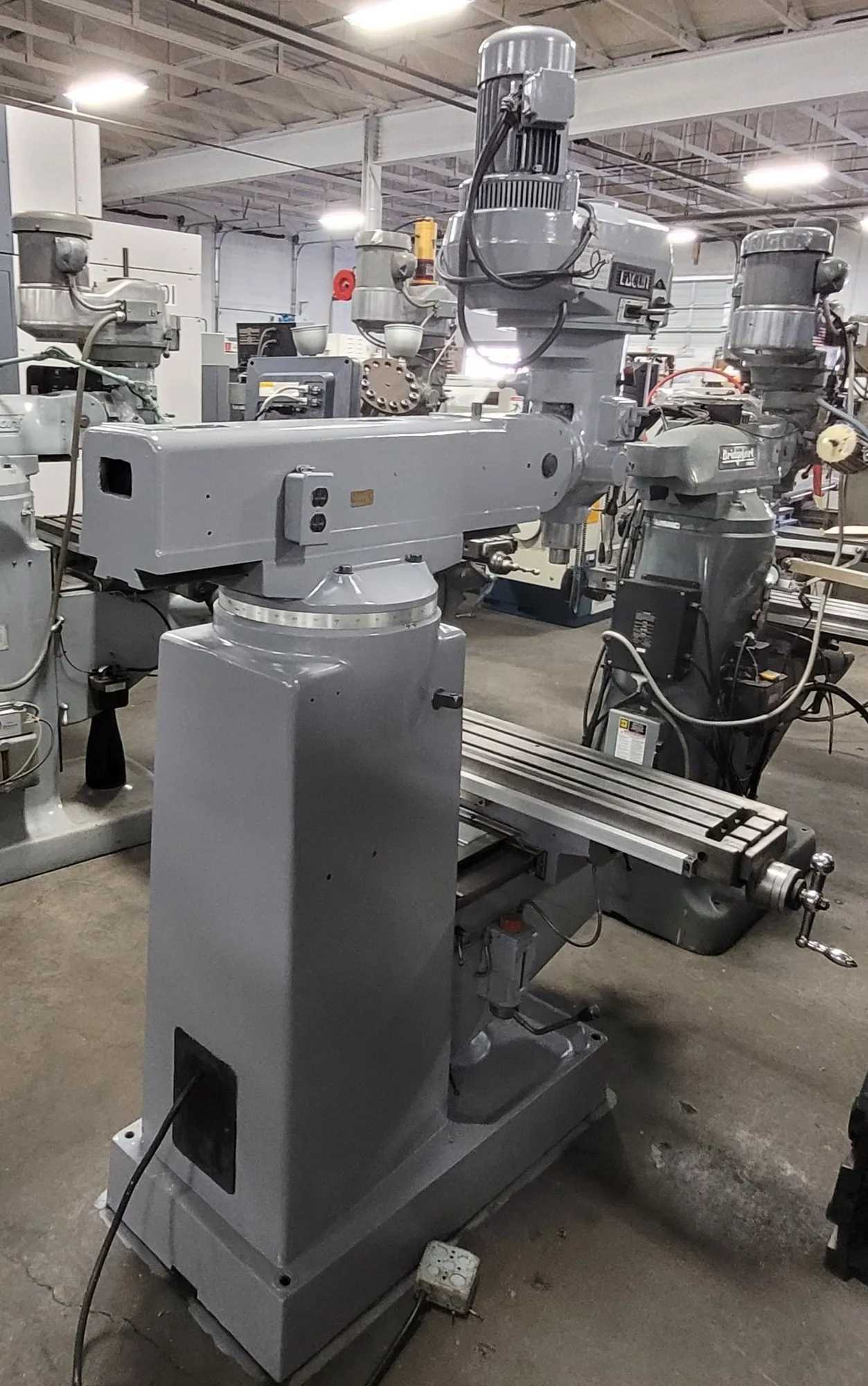 LAGUN REPUBLIC FTV-2 VERTICAL MILL, VARIABLE SPEED, X AXIS POWER FEED, 3HP - VERTICAL MILLING MACHINES