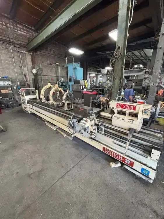 2008 LEHIGH 32200B HEAVY-DUTY GAP ENGINE LATHE, 32/44" X 200", 5" SPINDLE BORE, 20 HP - MANUAL LATHES