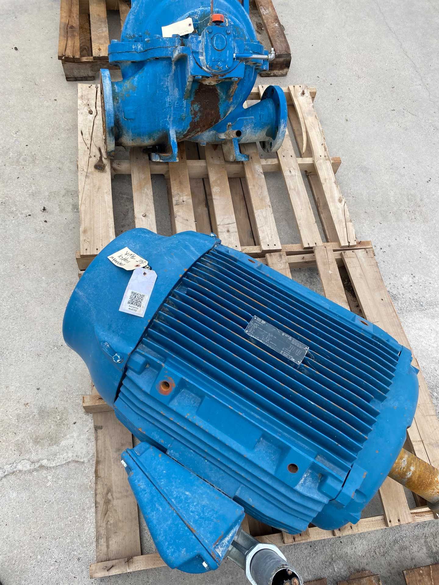 GOULDS PUMP & 100HP MOTOR ASSEMBLY - PUMP & MOTOR ASSEMBLY