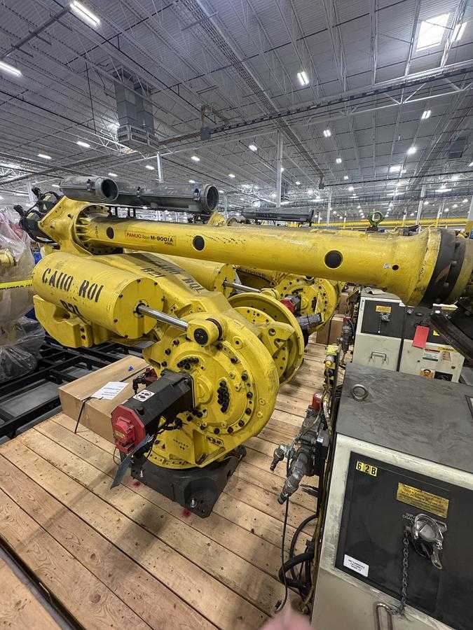 2011 FANUC M-900IA/400L ARTICULATED ROBOT, 400KG PAYLOAD, 3625MM REACH, R-30IA CONTROL - ARTICULATED ROBOTS