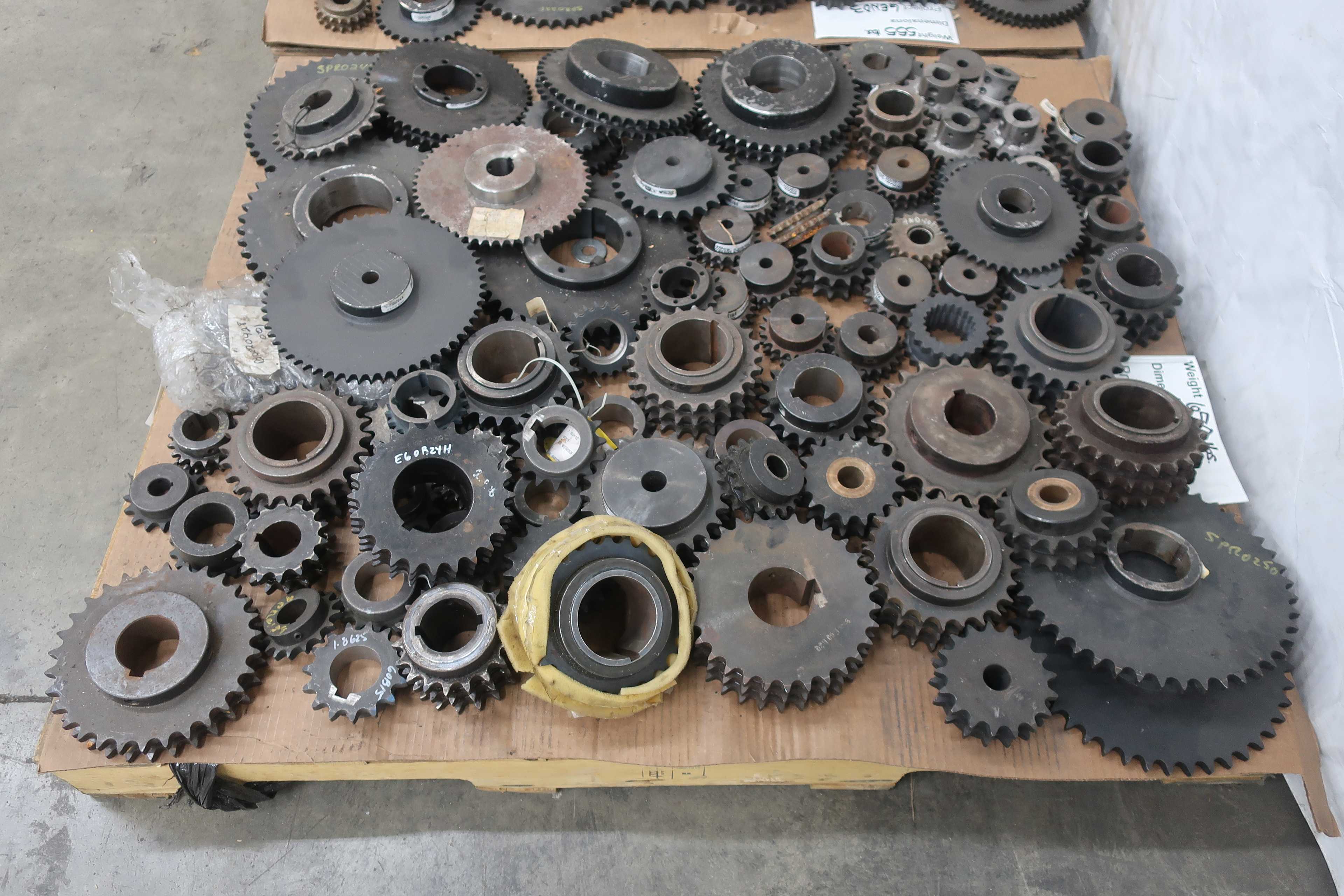 2 PALLETS OF ASSORTED SPROCKETS - SPROCKET
