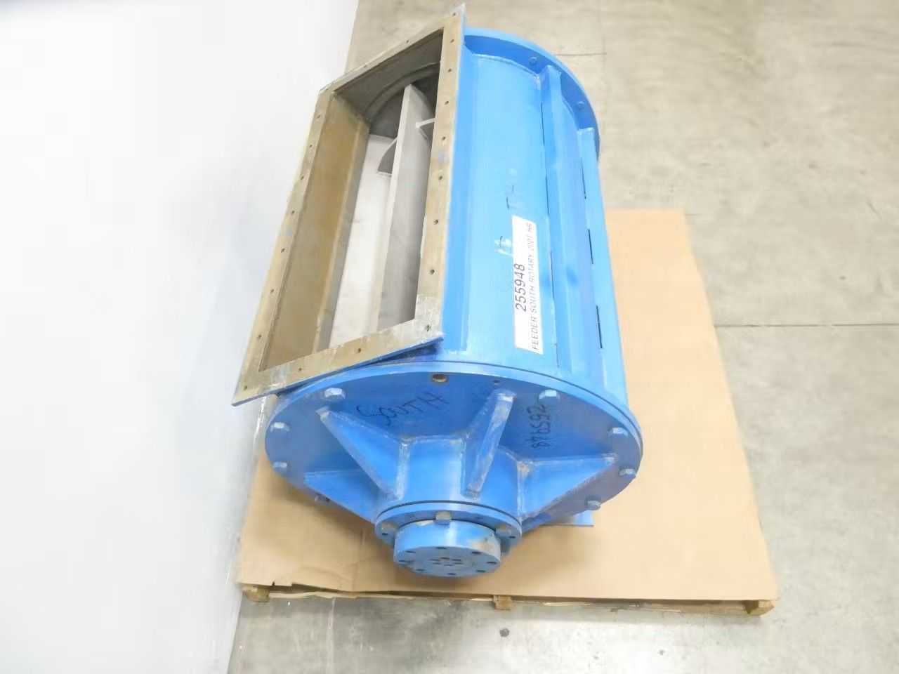 SKU 1711196 - ROTARY AIRLOCK FEEDER VALVE, 13" X 32" - ROTARY AIRLOCK VALVE