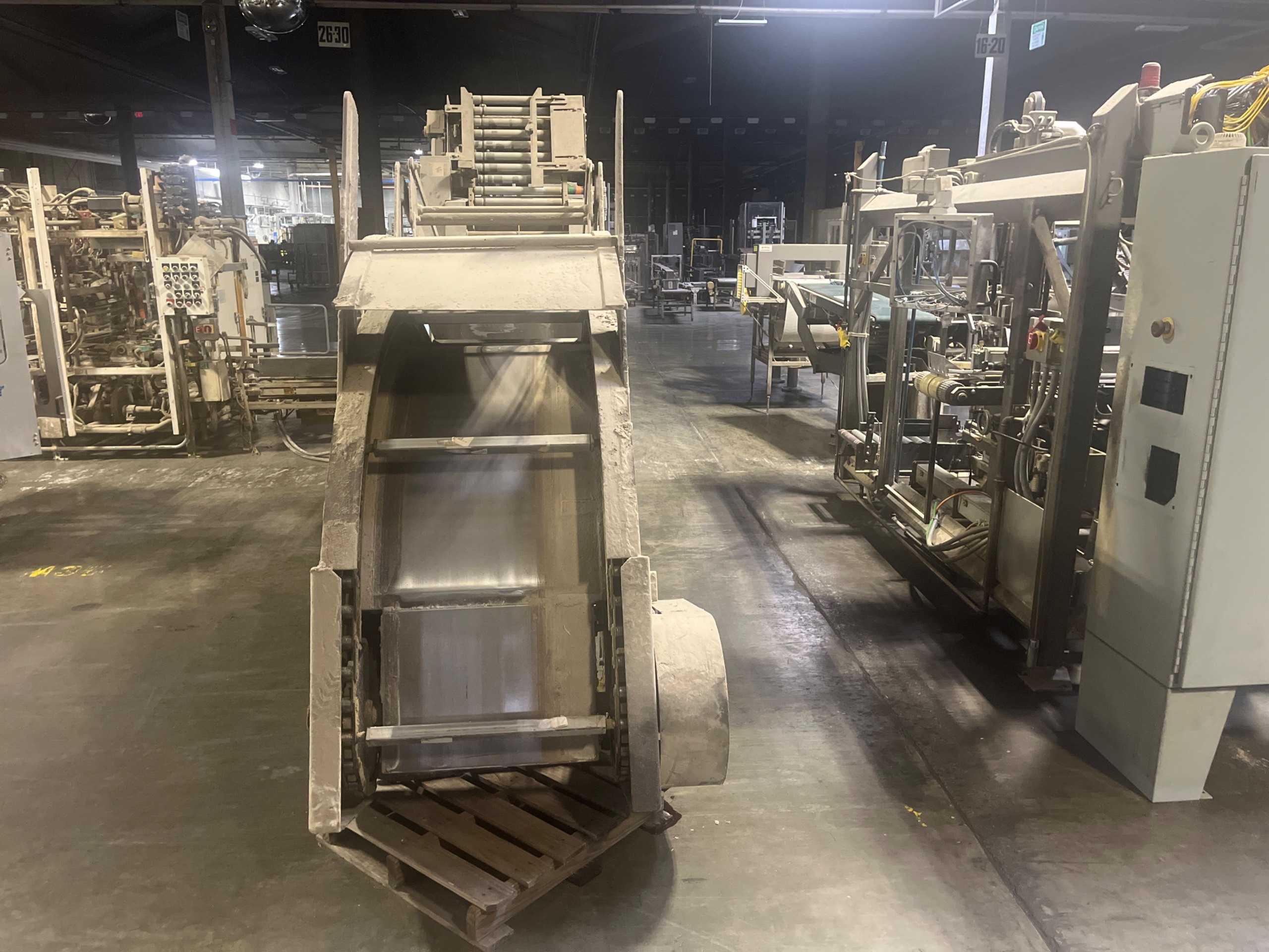DILLIN ENGINEERED SYSTEMS CASE LIFT - BUCKET ELEVATOR