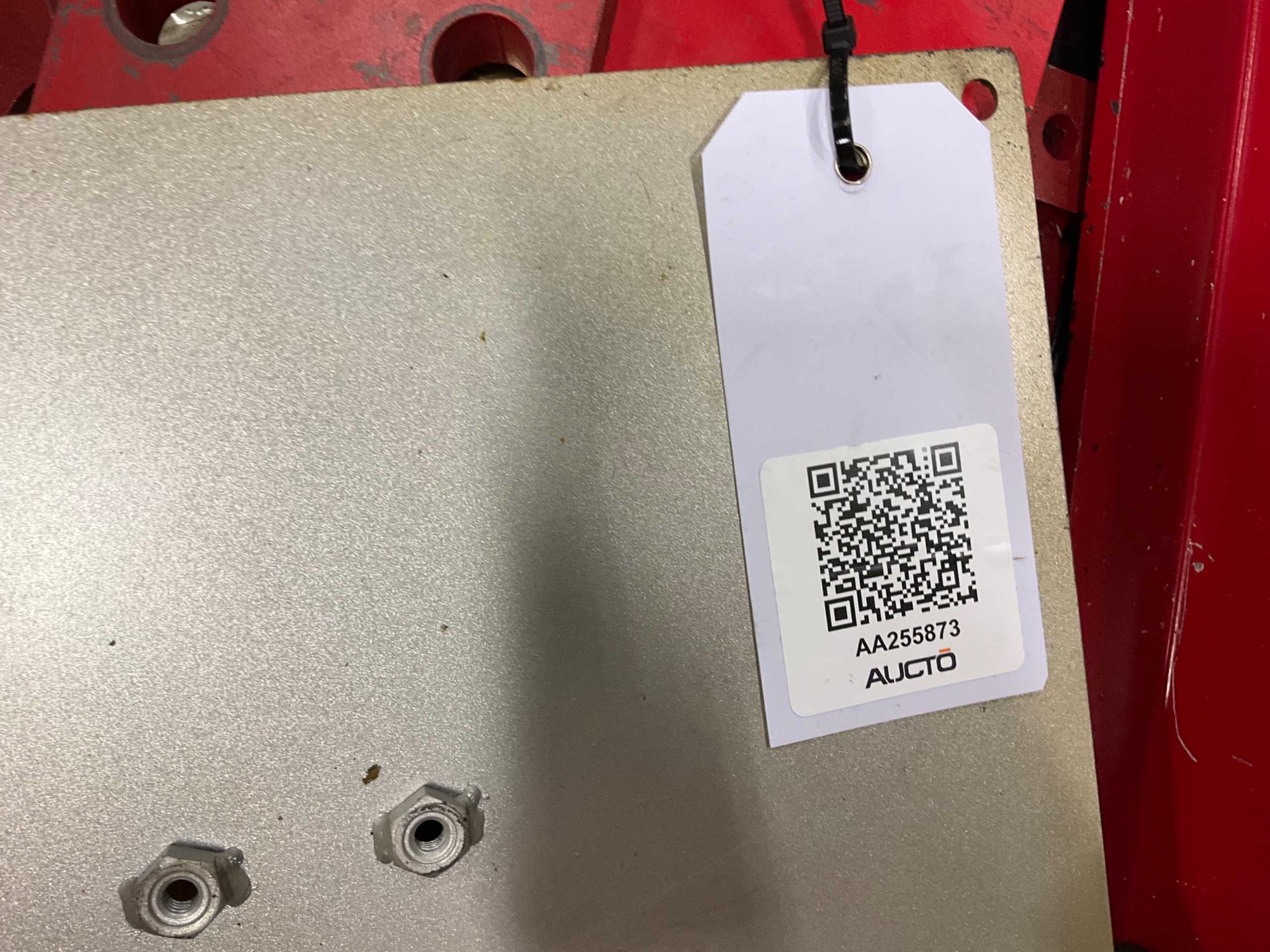 BULK QTY OF INDUSTRIAL PARTS - INDUSTRIAL PARTS
