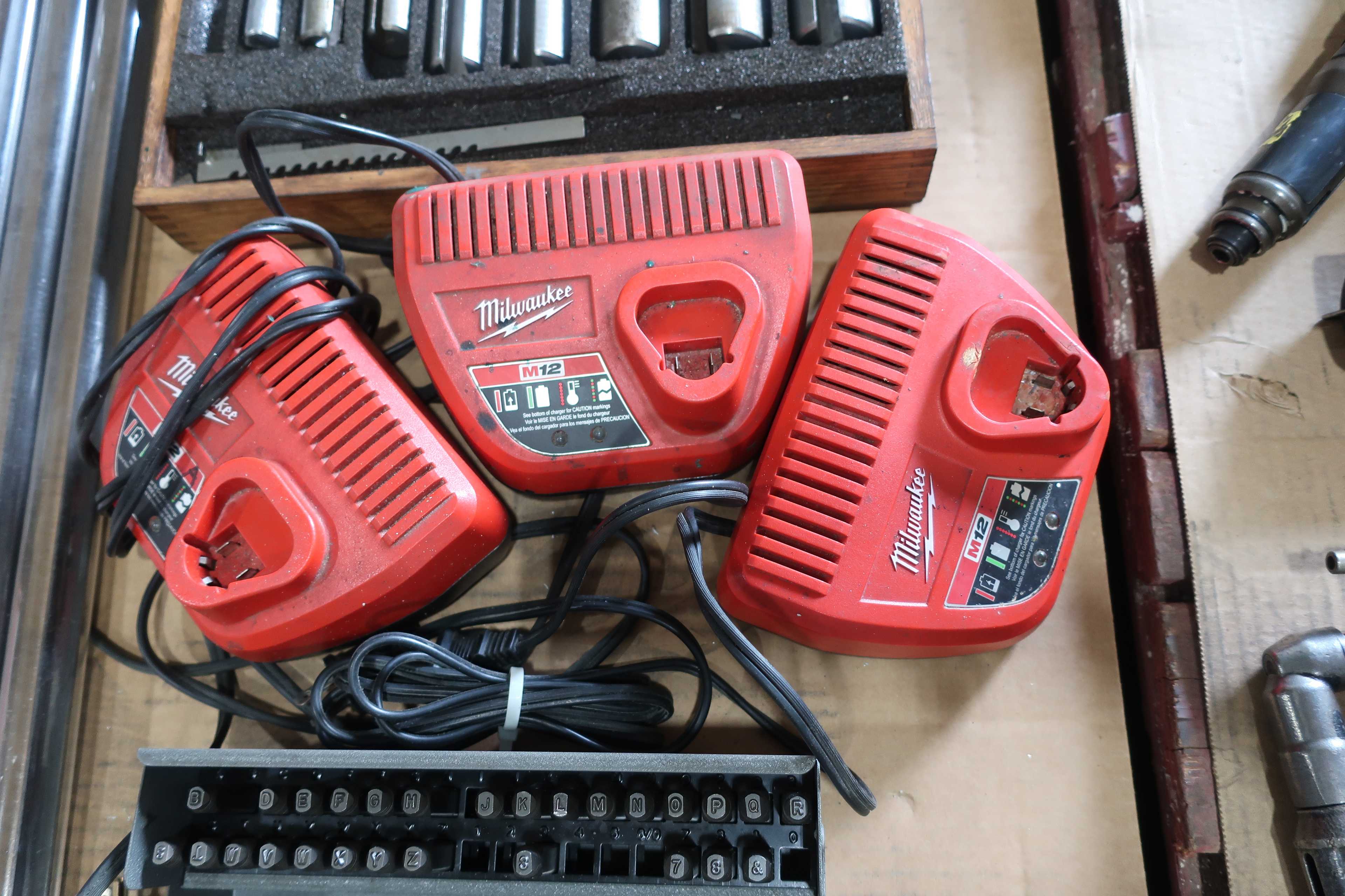 SKU 1079629 - 4 PALLETS OF ASSORTED TOOLS AND SHOP SUPPLIES - TOOLS