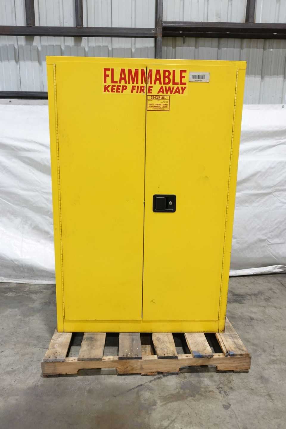 SECURALL 45 GALLON CAPACITY SAFETY STORAGE CABINET - SAFETY EQUIPMENT