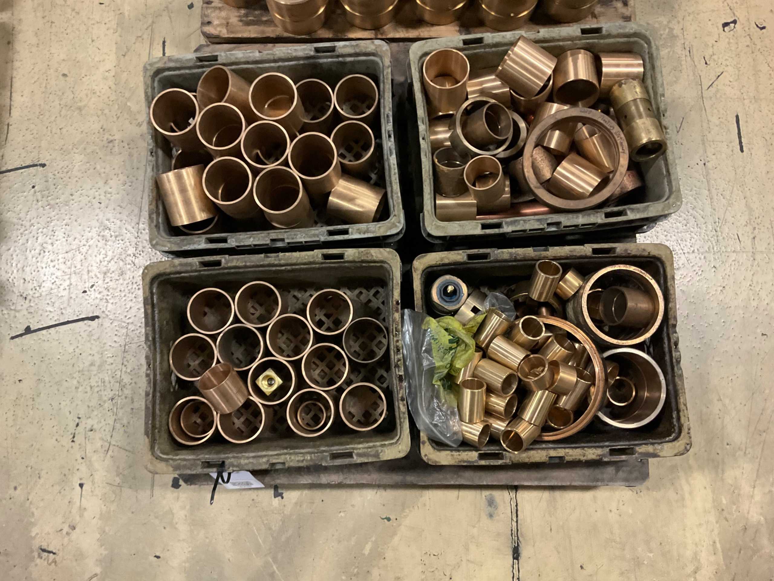 BULK QTY OF BRASS BUSHINGS - INDUSTRIAL PARTS