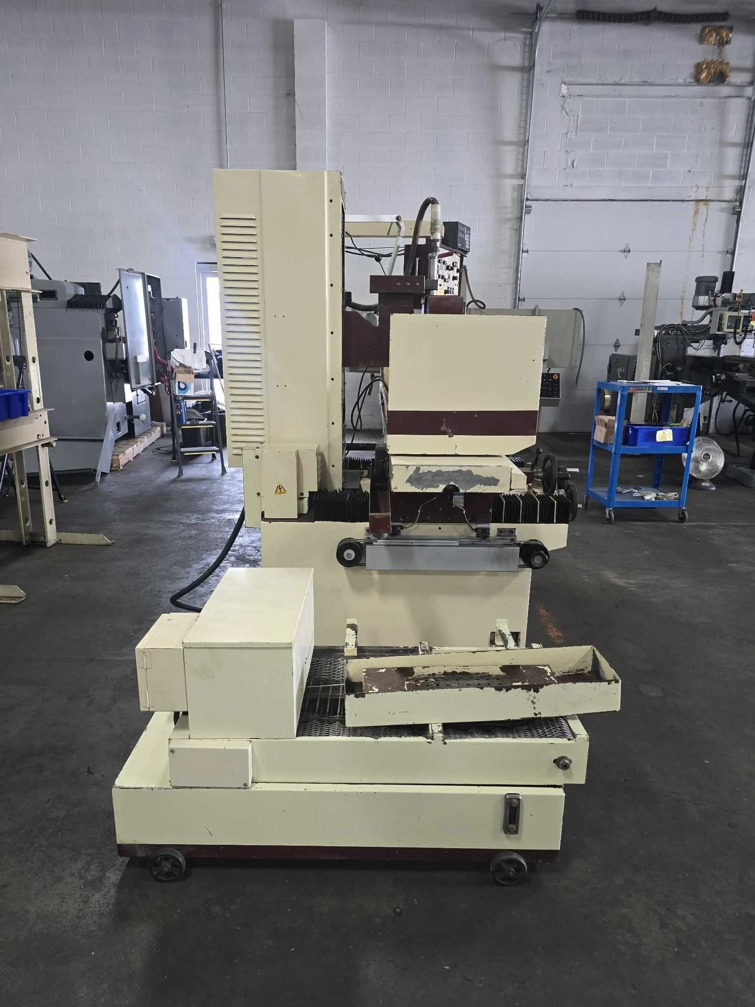 1995 CHEVALIER FSG-1224AD SURFACE GRINDER, 12X24 CAPACITY, 5HP, SONY DRO, COOLANT SYSTEM - SURFACE GRINDERS