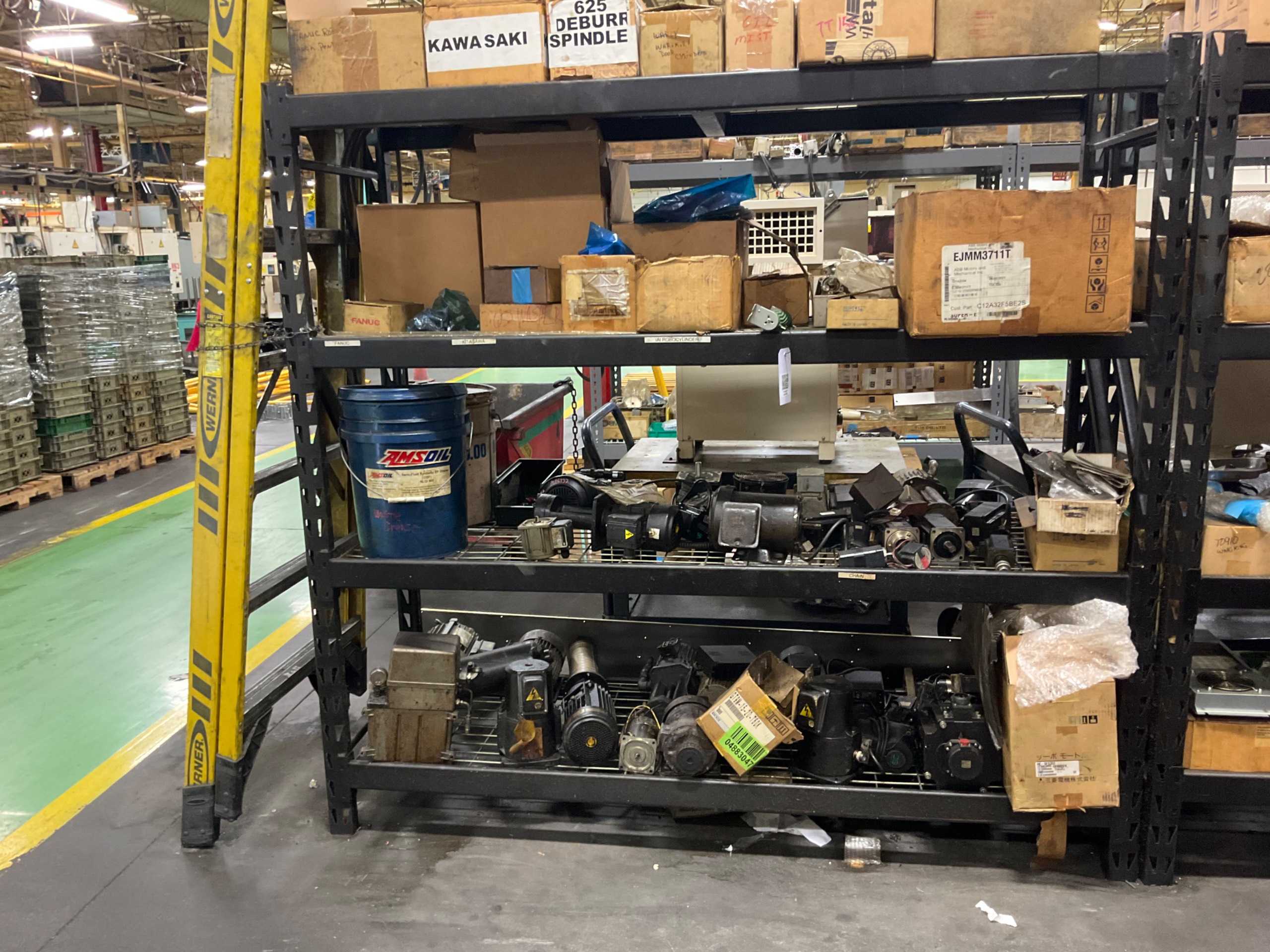 BULK QTY OF INDUSTRIAL PARTS