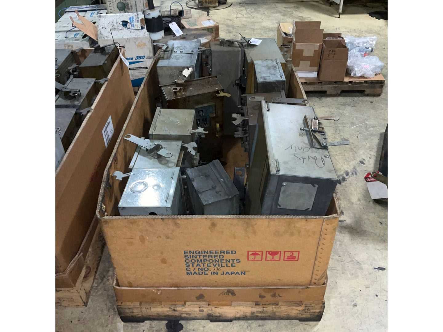 BULK QTY OF AUTOMATION & CONTROLS - AUTOMATION & CONTROLS