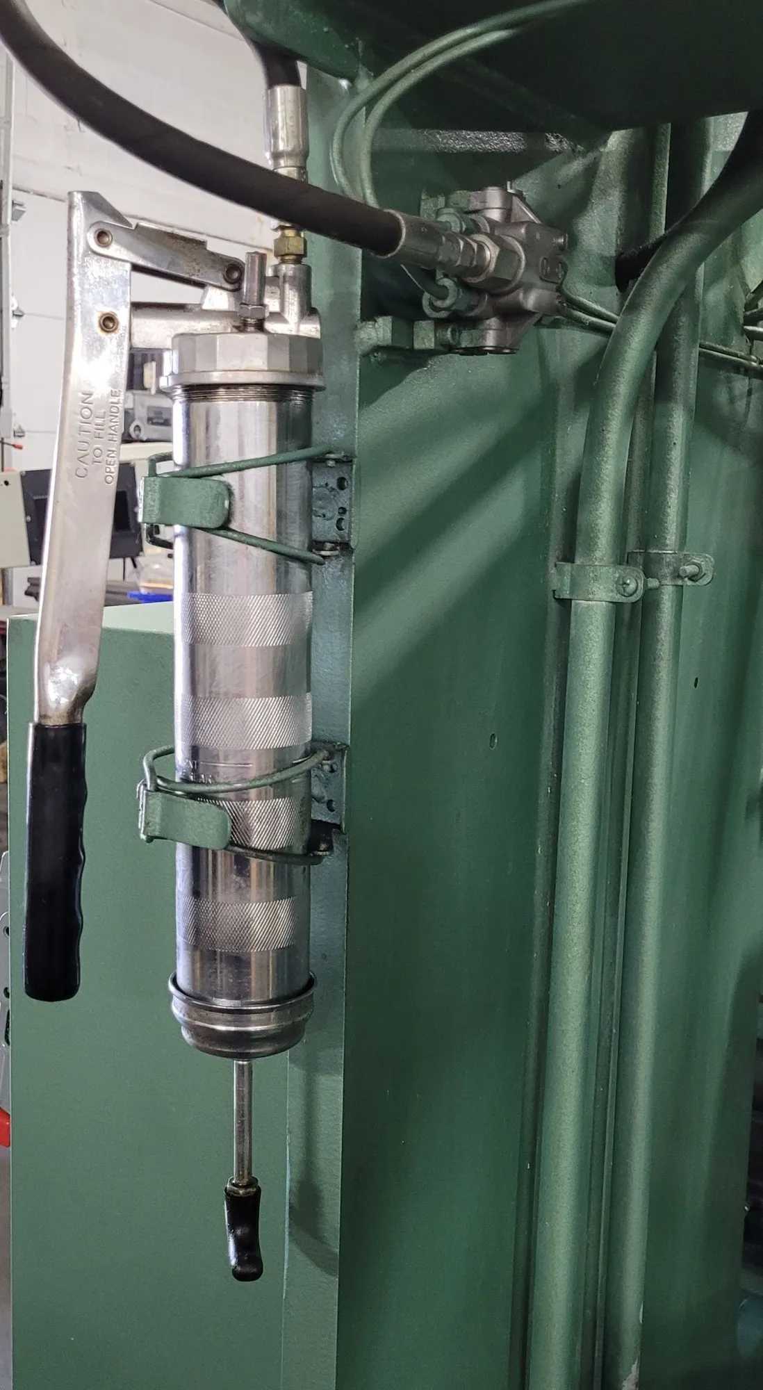 2010 BETENBENDER 6-70T HYDRAULIC PRESS BRAKE, 70 TONS CAPACITY, 6 FT WORKING LENGTH - PRESS BRAKES