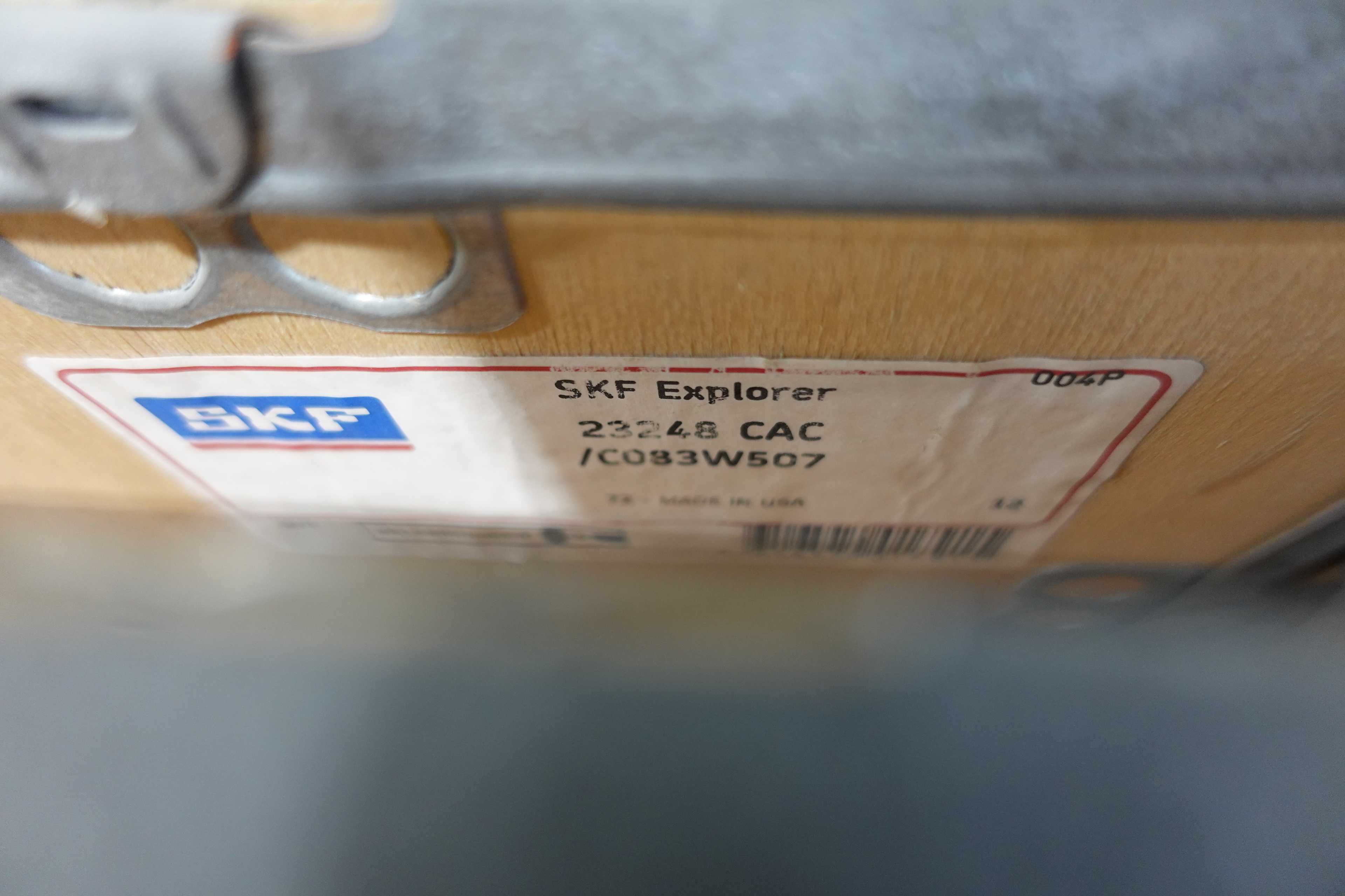 SKU 1747748 - LOT OF 3 SKF 23248 CAC/C083W507 ROLLER BEARINGS - BEARINGS