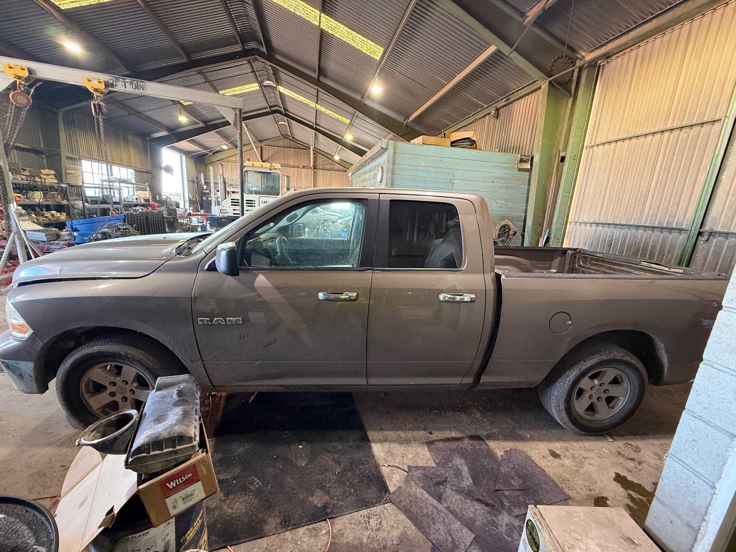2009 DODGE RAM PICKUP TRUCK - PICKUP TRUCKS