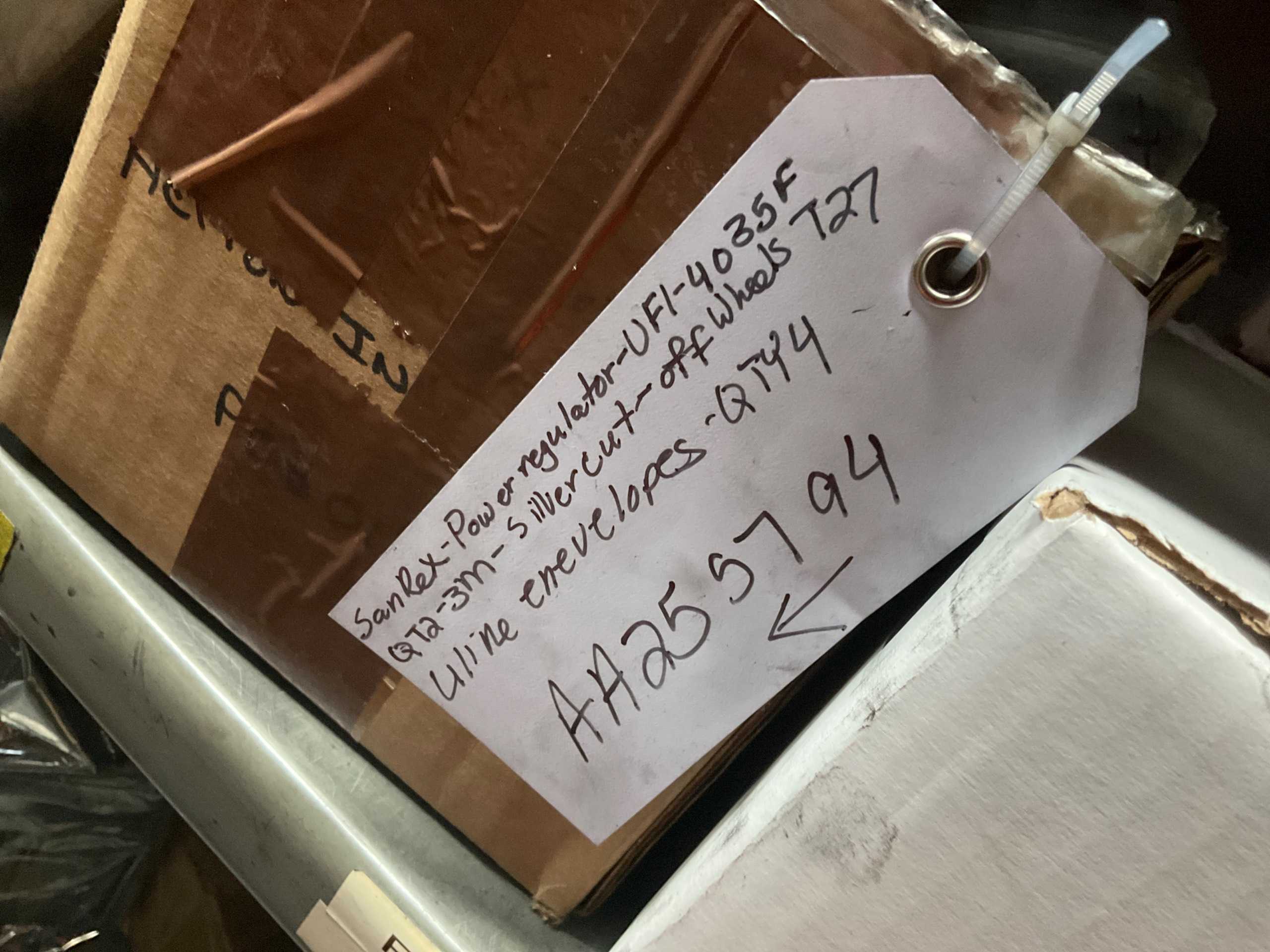 BULK QTY OF INDUSTRIAL PARTS - INDUSTRIAL PARTS