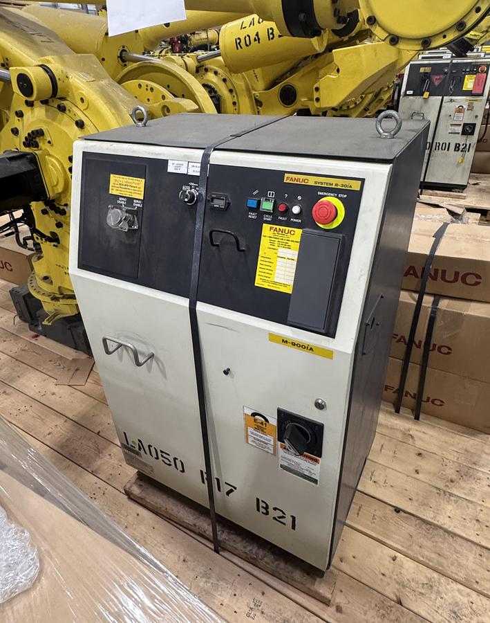 2014 FANUC M-900IA/400L ARTICULATED ROBOT, 400KG PAYLOAD, 3625MM REACH, R-30IA CONTROL - ARTICULATED ROBOTS
