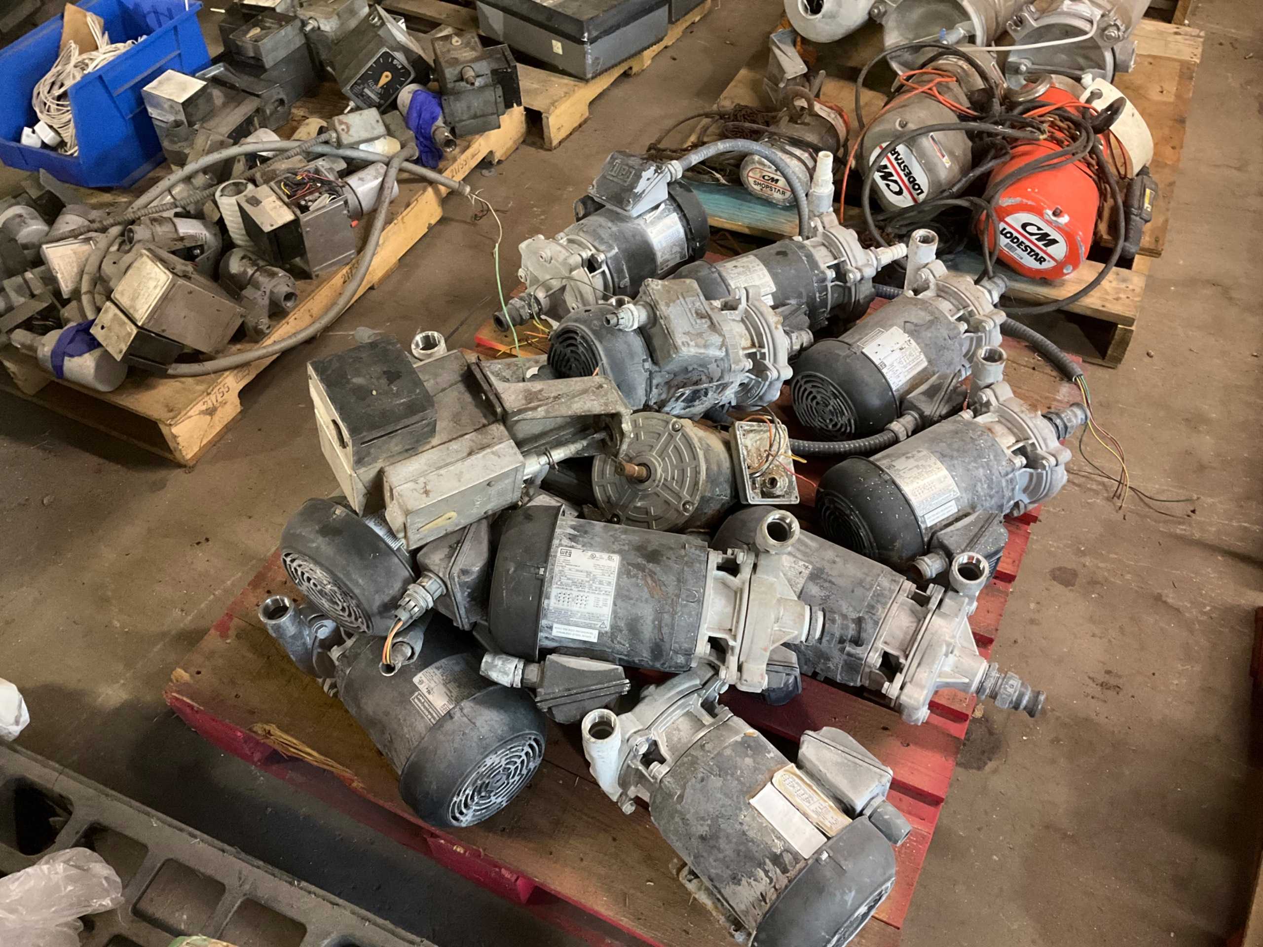 BULK QTY OF INDUSTRIAL PARTS - INDUSTRIAL PARTS