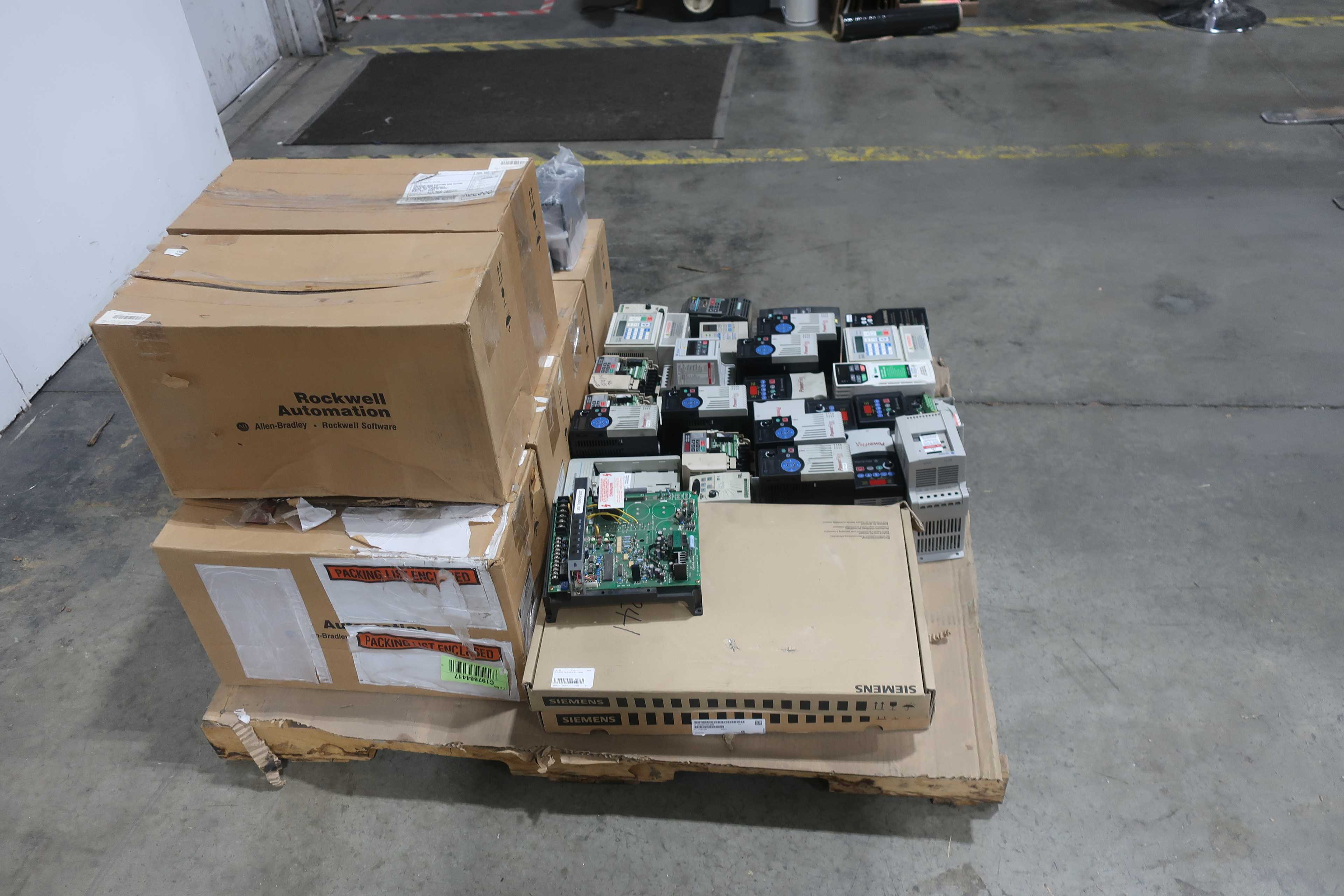 SKU 1739228 - PALLET OF ASSORTED AC MOTOR DRIVES - AC MOTOR