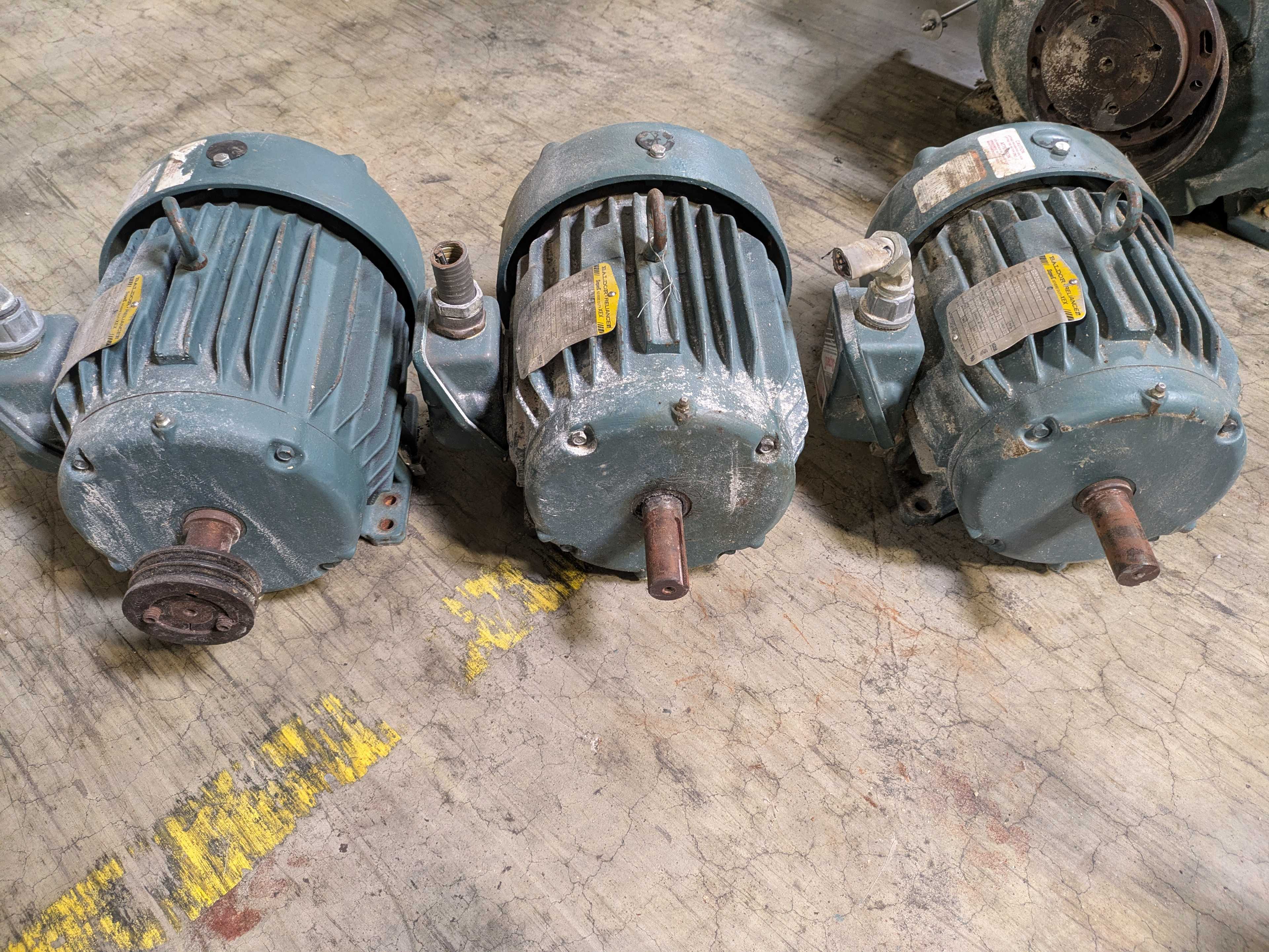 QTY 3: BALDOR RELIANCE ECP3661T AC MOTORS - AC MOTOR