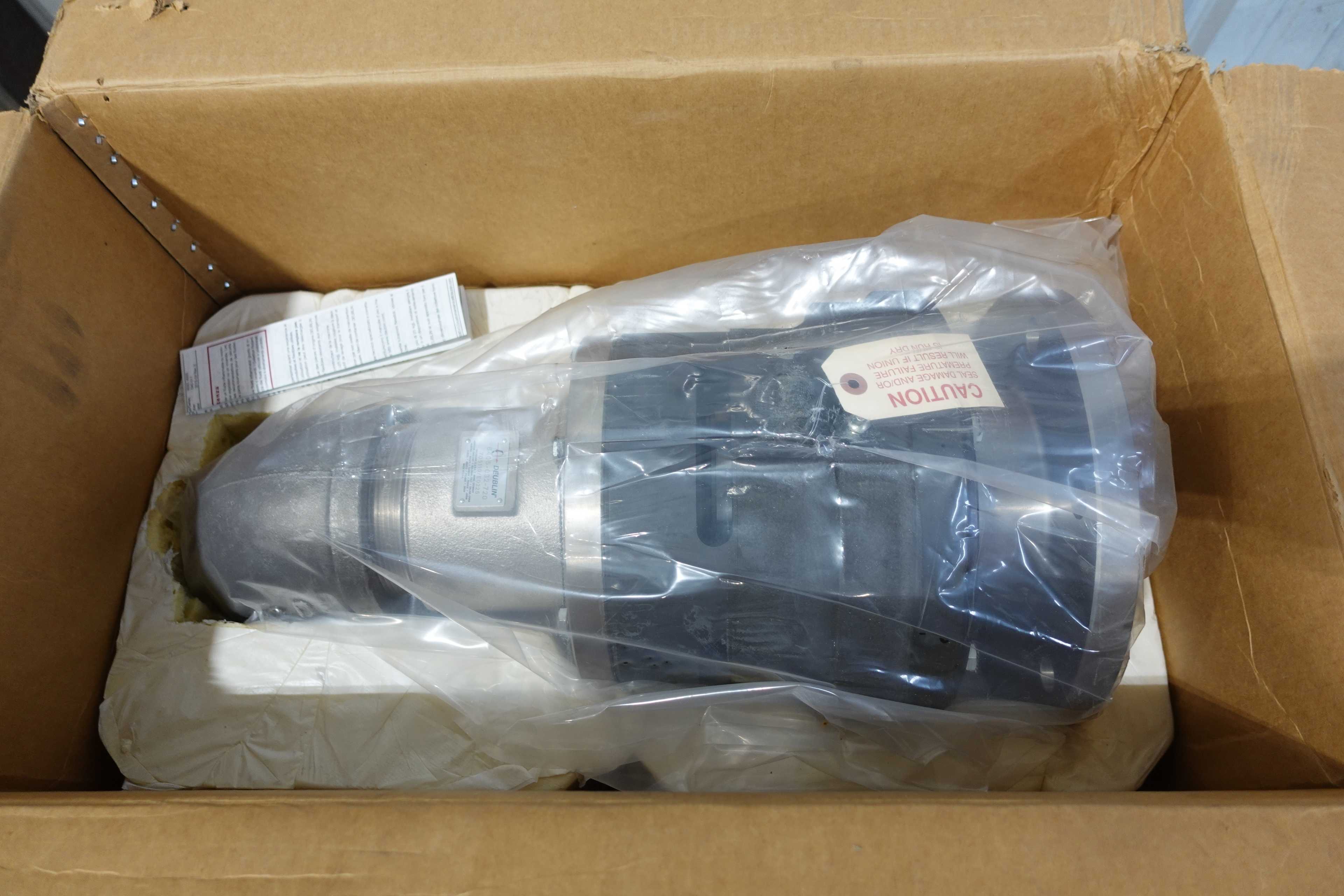 SKU 1737472 - LOT OF 2 DEUBLIN 6405-032-720 ROTATING UNION JOINTS - VALVES