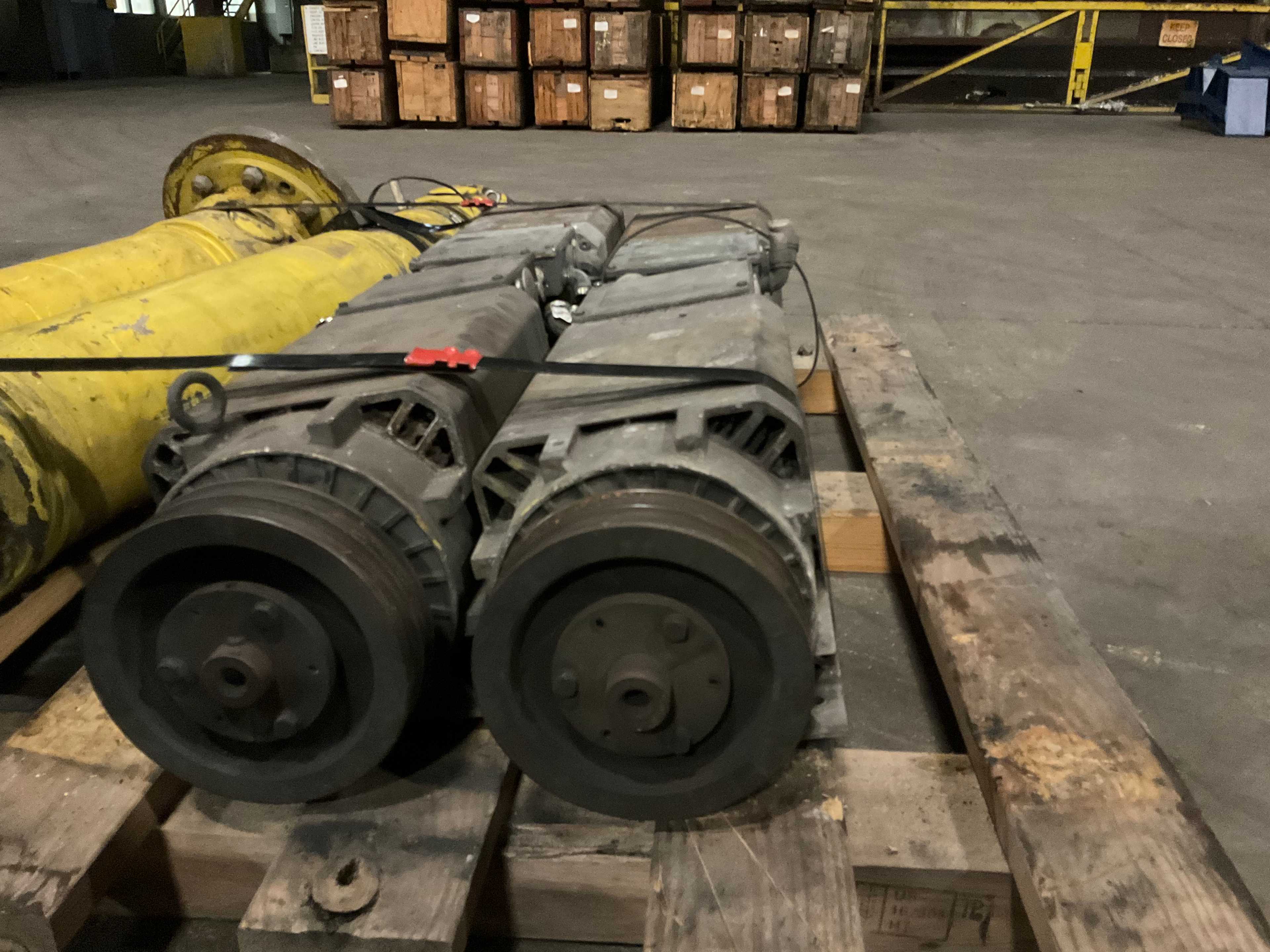 QTY 4- SIEMENS 1PH7137-2AG0D AC MOTOR - AC MOTOR
